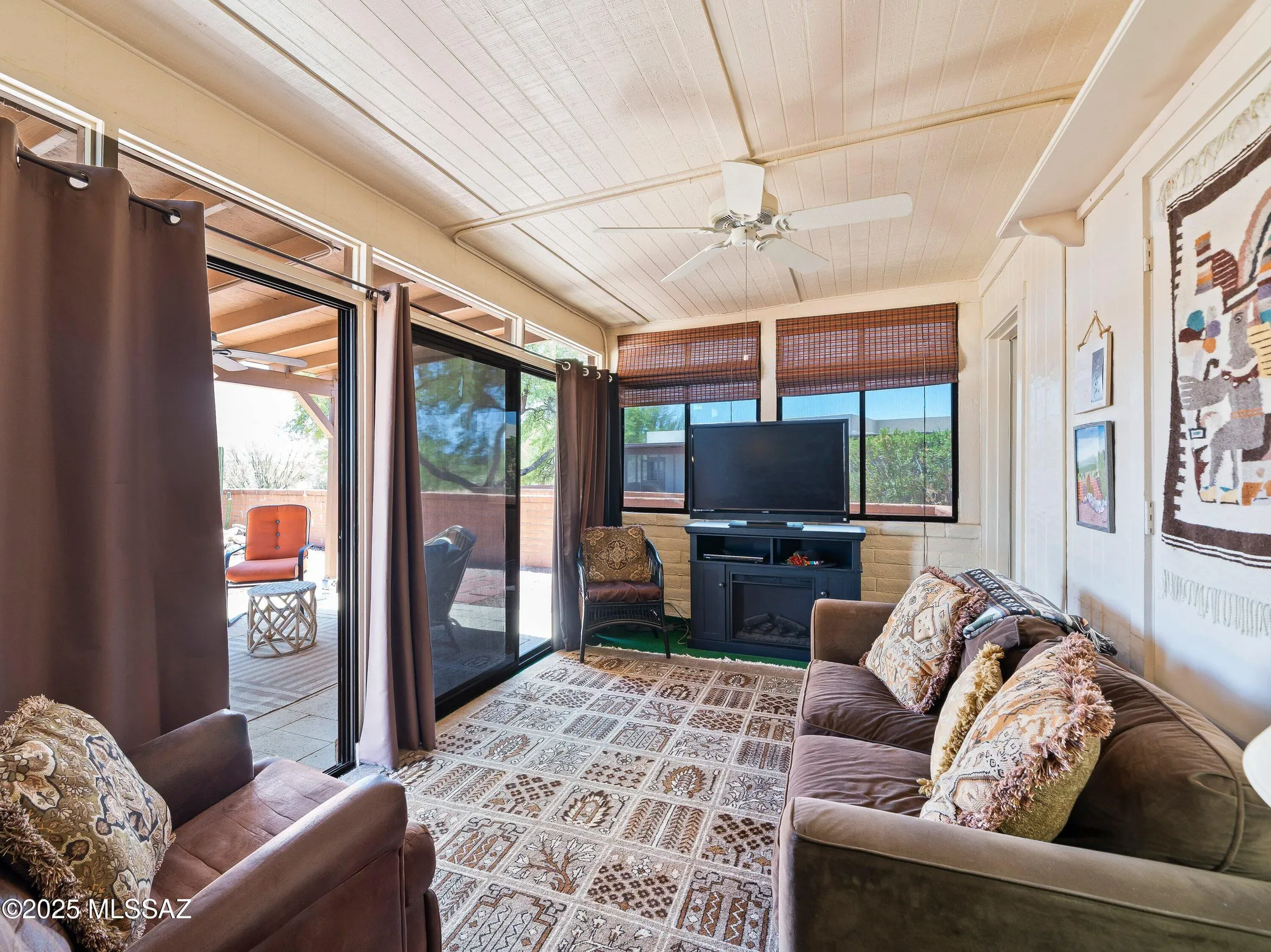 Property Slideshow image 14 of 31 | 348 e paseo azul, Green Valley, AZ, 85614