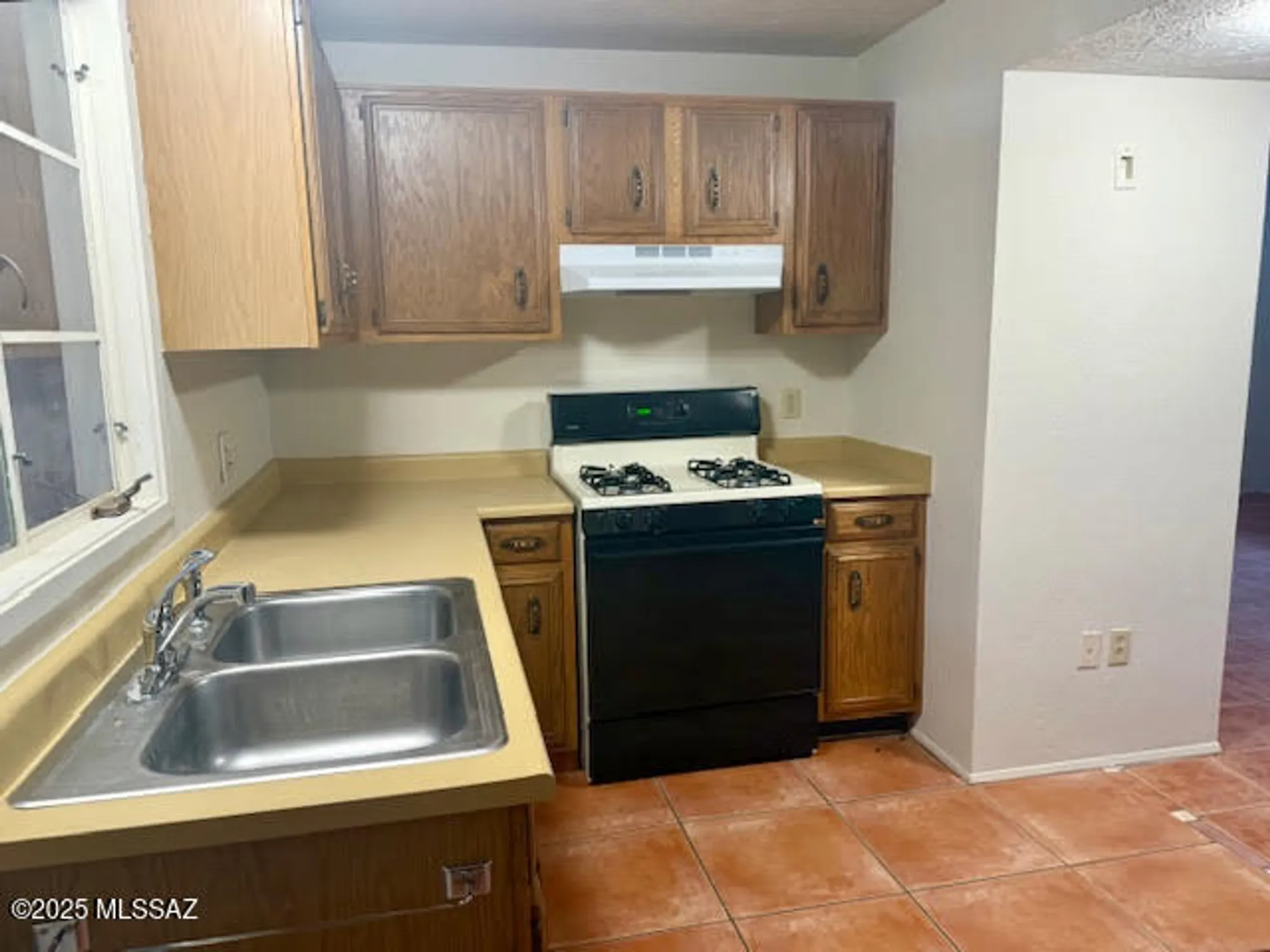 Property Slideshow image 3 of 7 | 174 s paseo quinta c, Green Valley, AZ, 85614