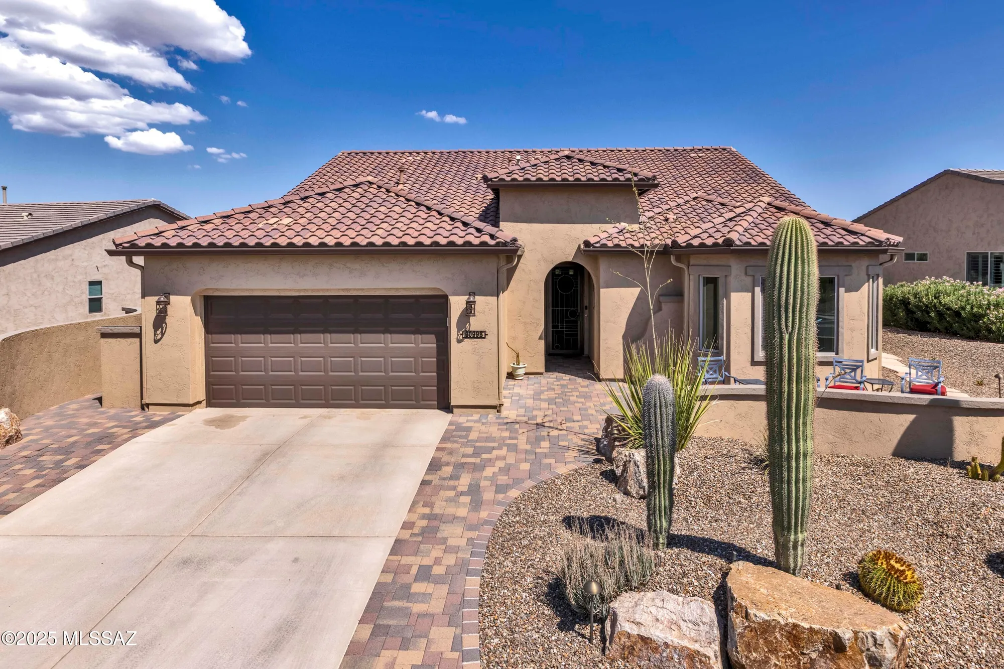Property Slideshow image 1 of 50 | 60998 e angora pl, Oracle, AZ, 85623