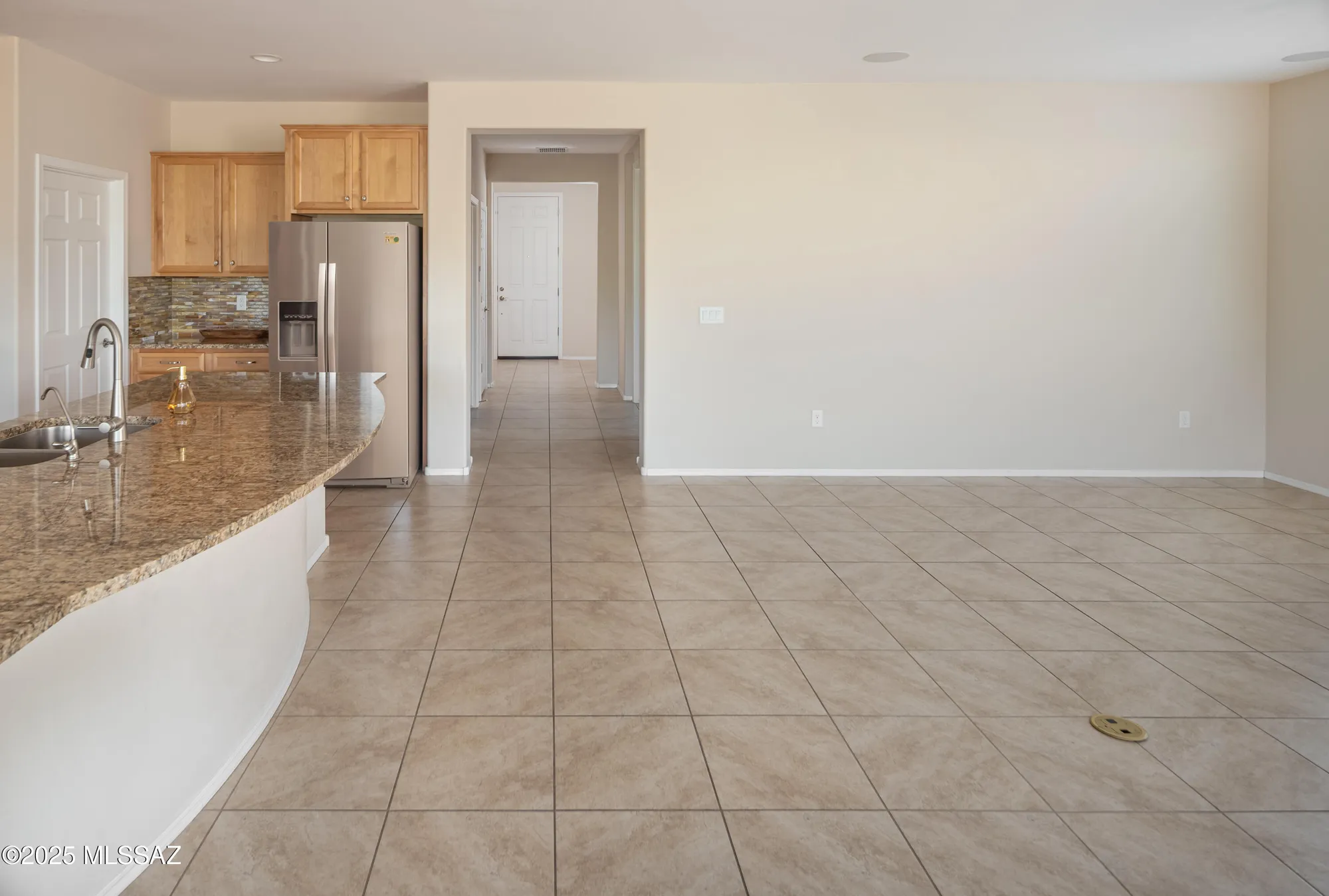 Property Slideshow image 7 of 40 | 6806 w cliff spring trl, Marana, AZ, 85658