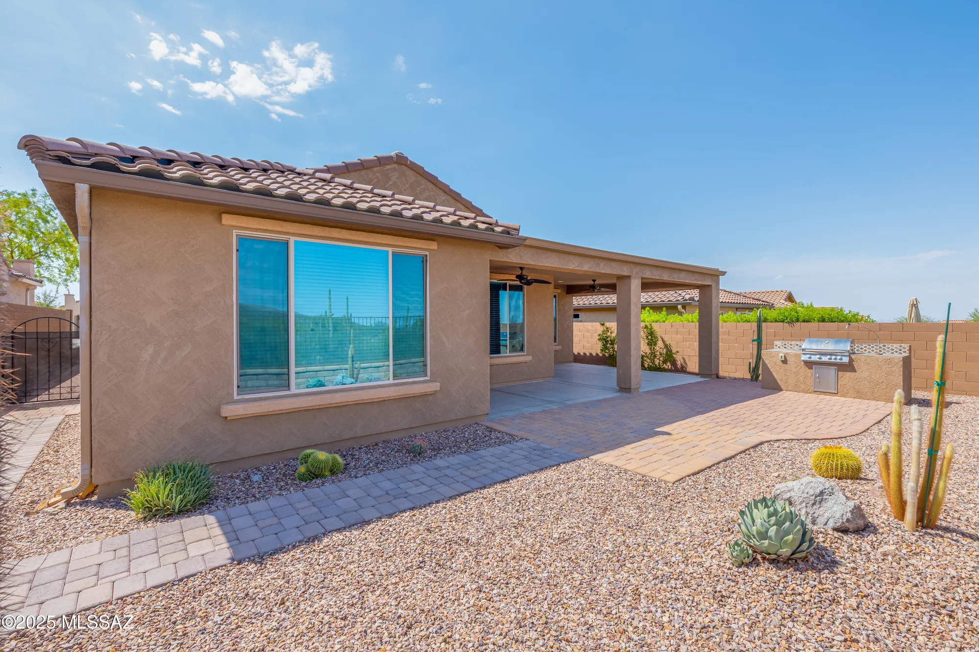 Property Slideshow image 23 of 40 | 6806 w cliff spring trl, Marana, AZ, 85658