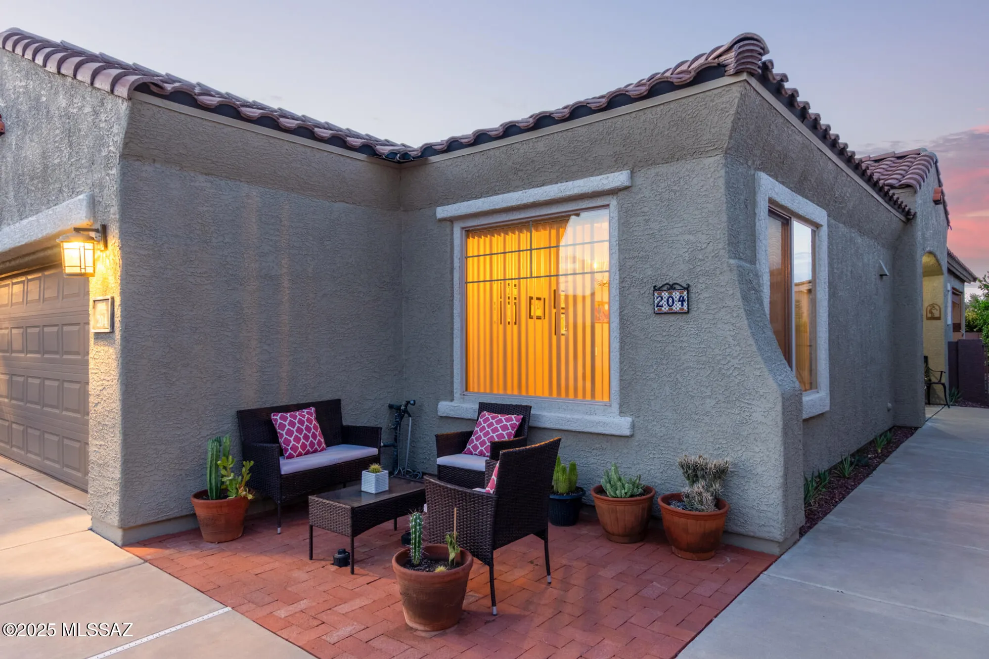 Property Slideshow image 7 of 50 | 204 w calle media luz, Sahuarita, AZ, 85629