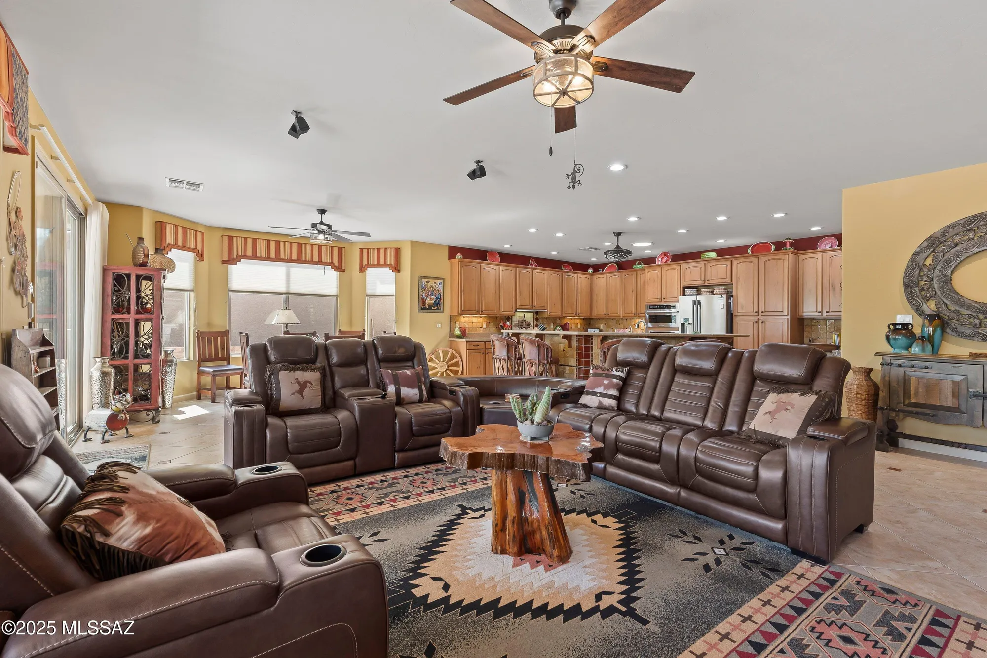 Property Slideshow image 6 of 40 | 758 n alexis loop, Green Valley, AZ, 85614