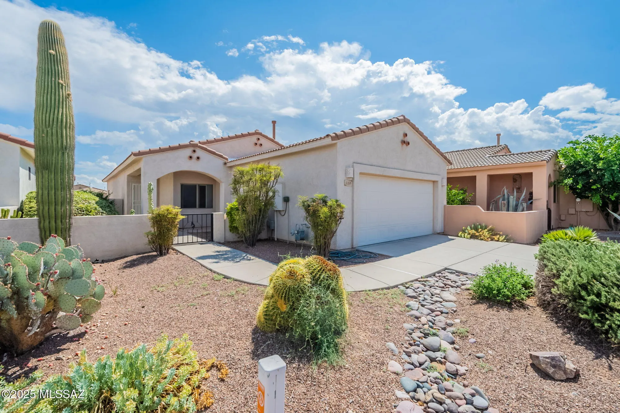 Property Slideshow image 1 of 22 | 2265 s via espinosa, Green Valley, AZ, 85614