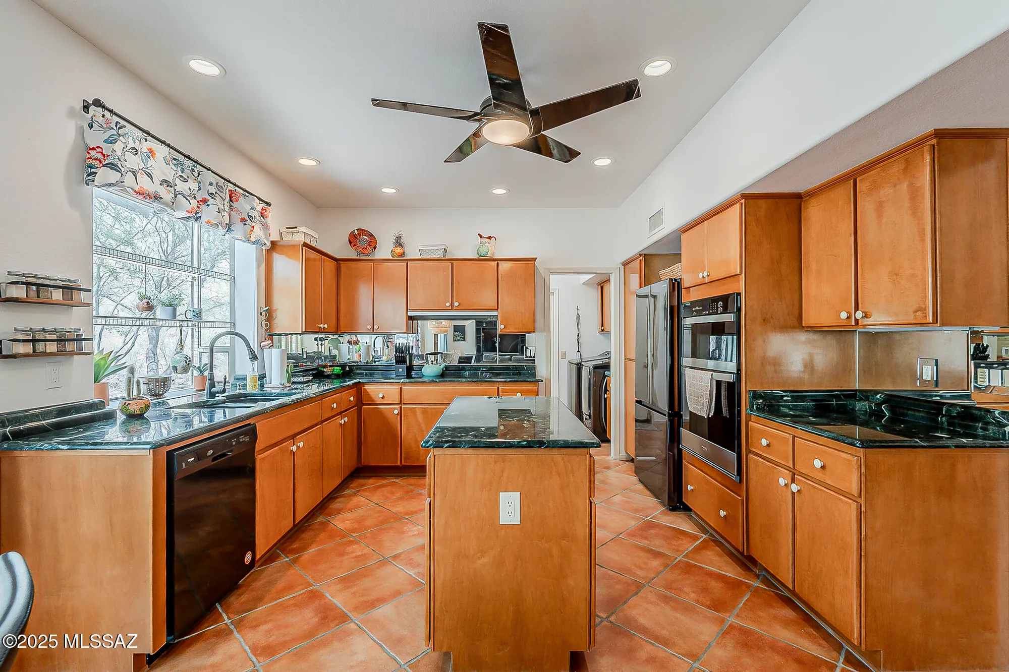 Property Slideshow image 4 of 51 | 65293 e rose crest ct, Saddlebrooke, AZ, 85739
