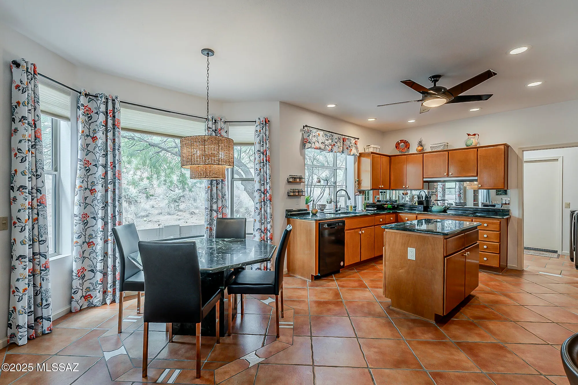Property Slideshow image 5 of 51 | 65293 e rose crest ct, Saddlebrooke, AZ, 85739
