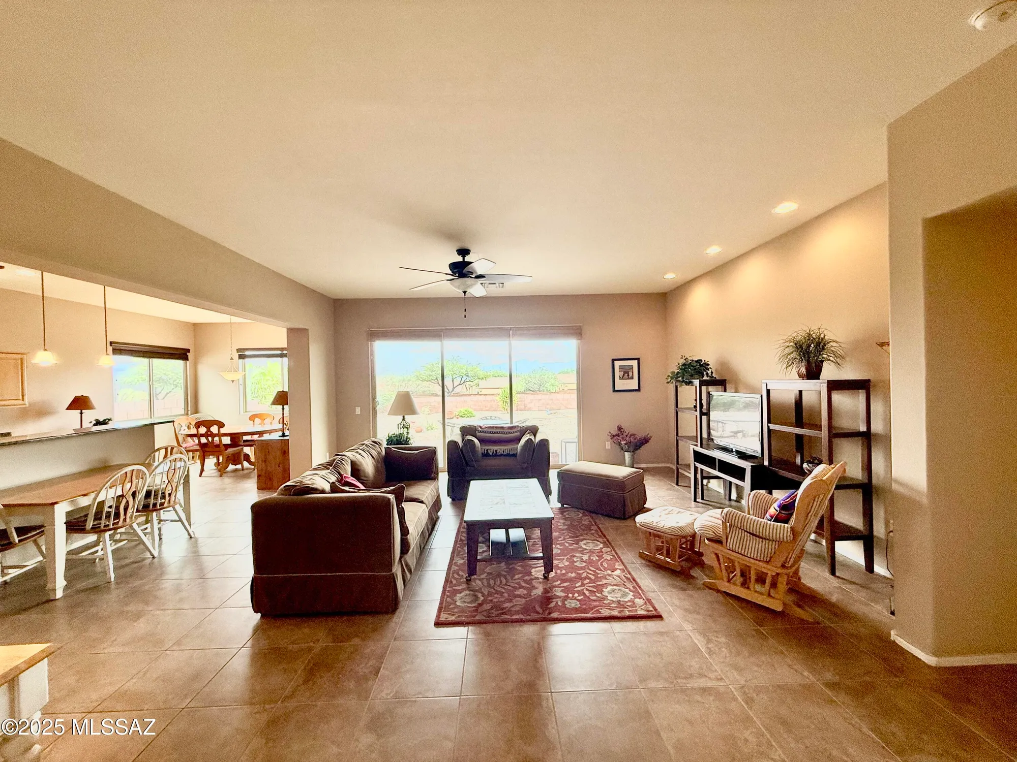 Property Slideshow image 7 of 23 | 740 n observation trl, Green Valley, AZ, 85614