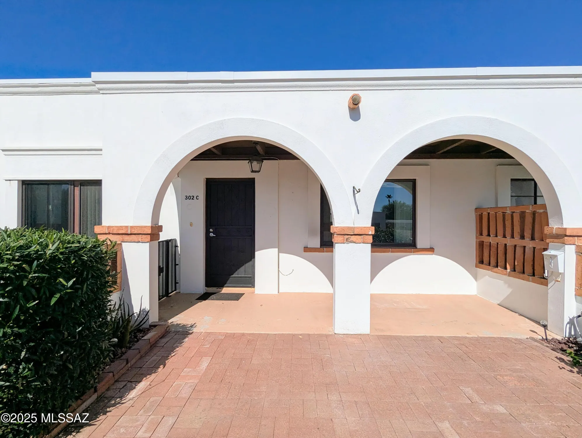 Property Slideshow image 1 of 35 | 302 s paseo lobo c, Green Valley, AZ, 85614