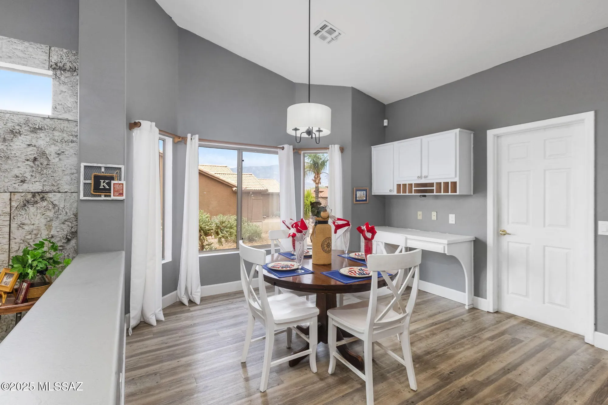 Property Slideshow image 9 of 35 | 37616 s skyline dr, Tucson, AZ, 85739