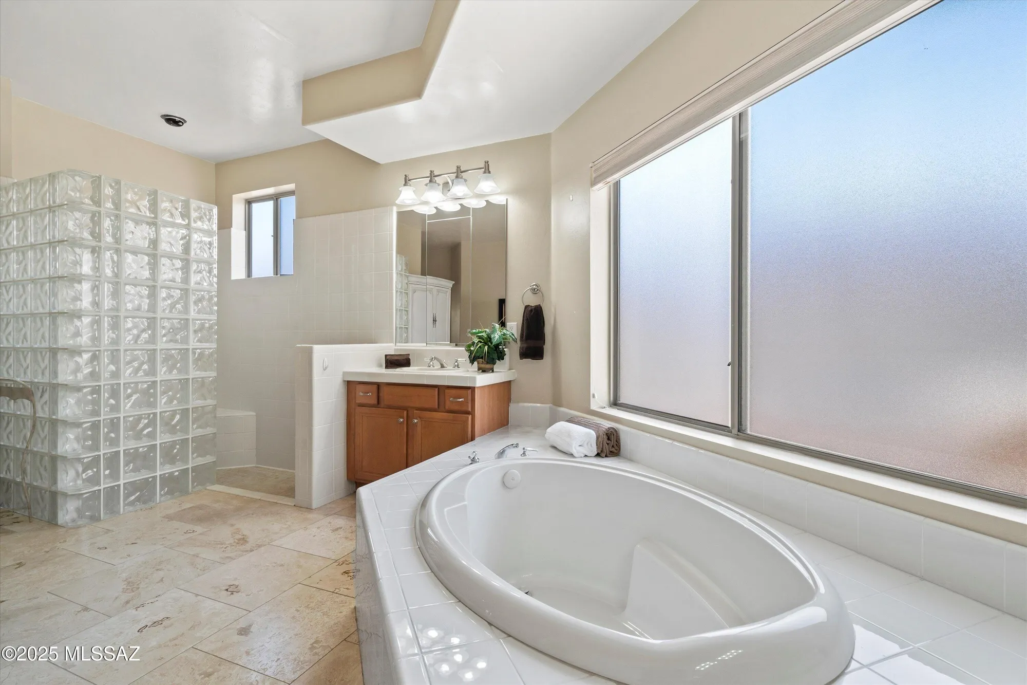 Property Slideshow image 27 of 49 | 37233 s golf course dr, Tucson, AZ, 85739