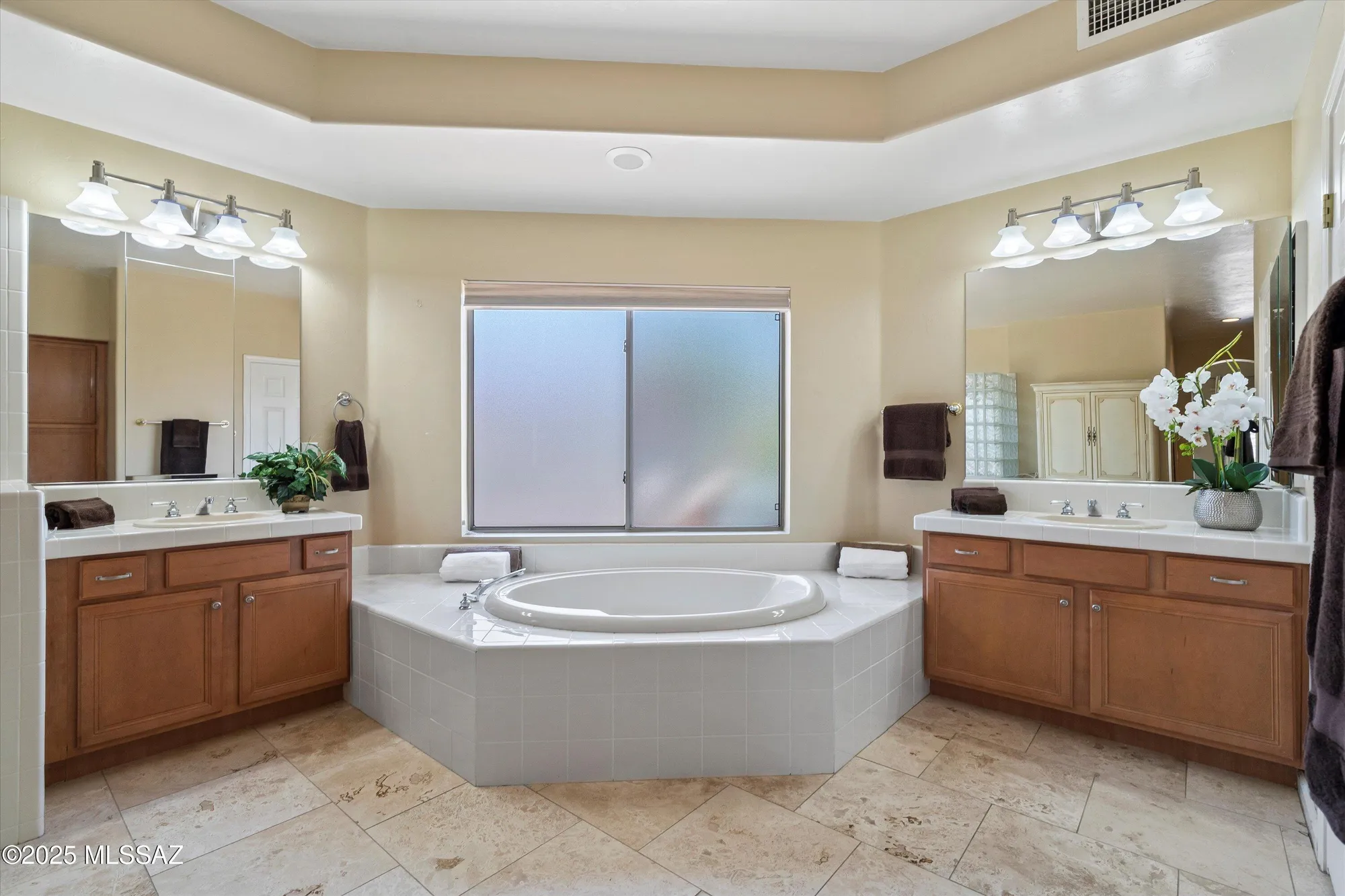 Property Slideshow image 26 of 49 | 37233 s golf course dr, Tucson, AZ, 85739