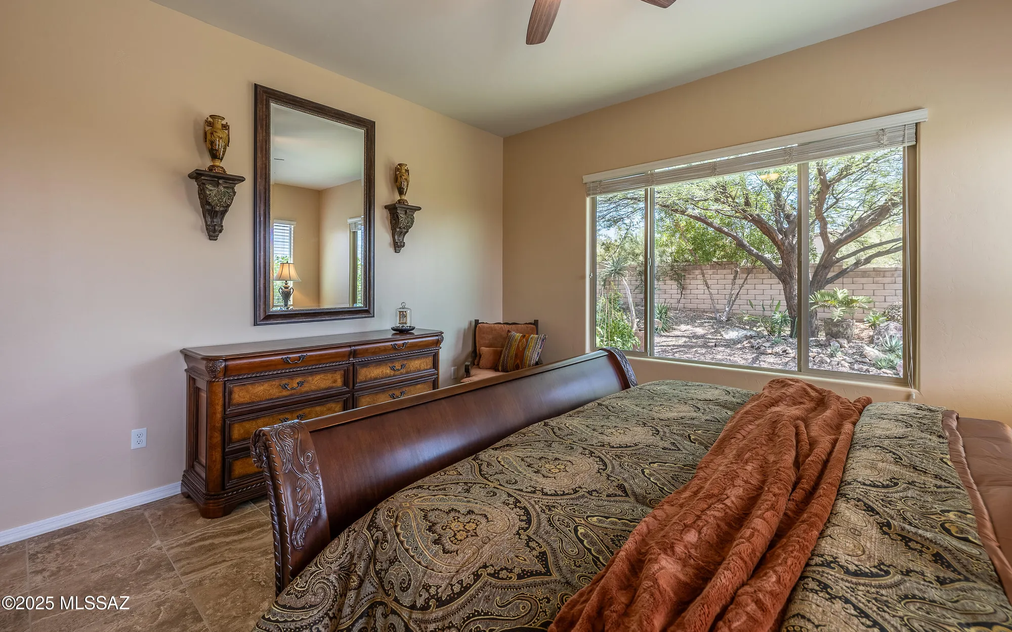 Property Slideshow image 21 of 46 | 14242 n bright angel trl, Marana, AZ, 85658