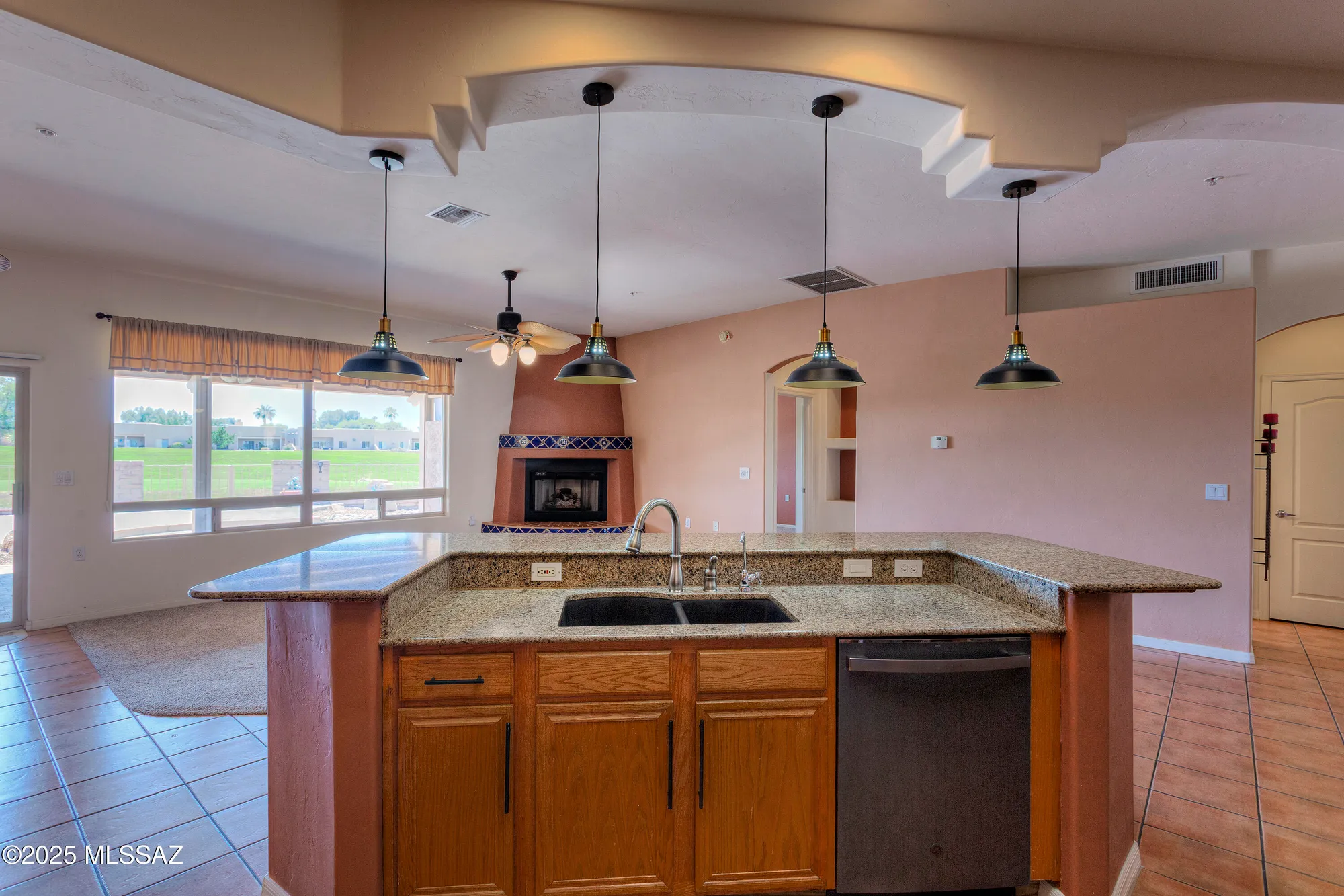 Property Slideshow image 11 of 31 | 645 w waterview dr, Green Valley, AZ, 85614