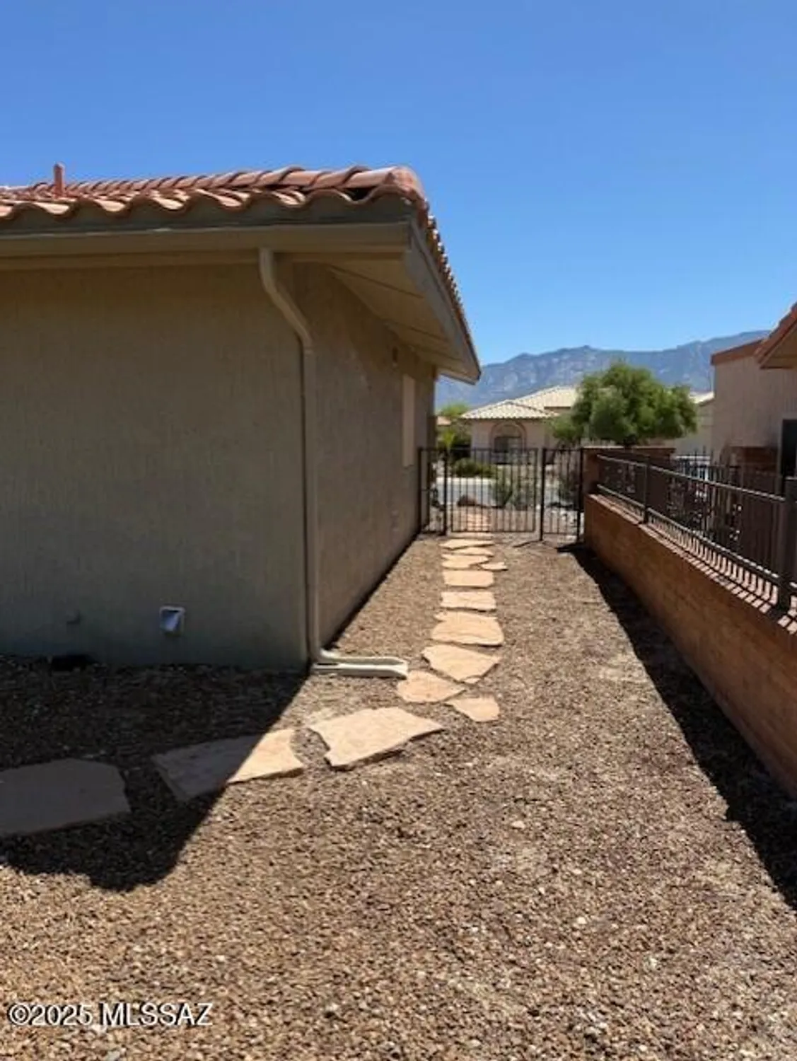 Property Slideshow image 13 of 17 | 14481 n alamo canyon dr, Oro Valley, AZ, 85755