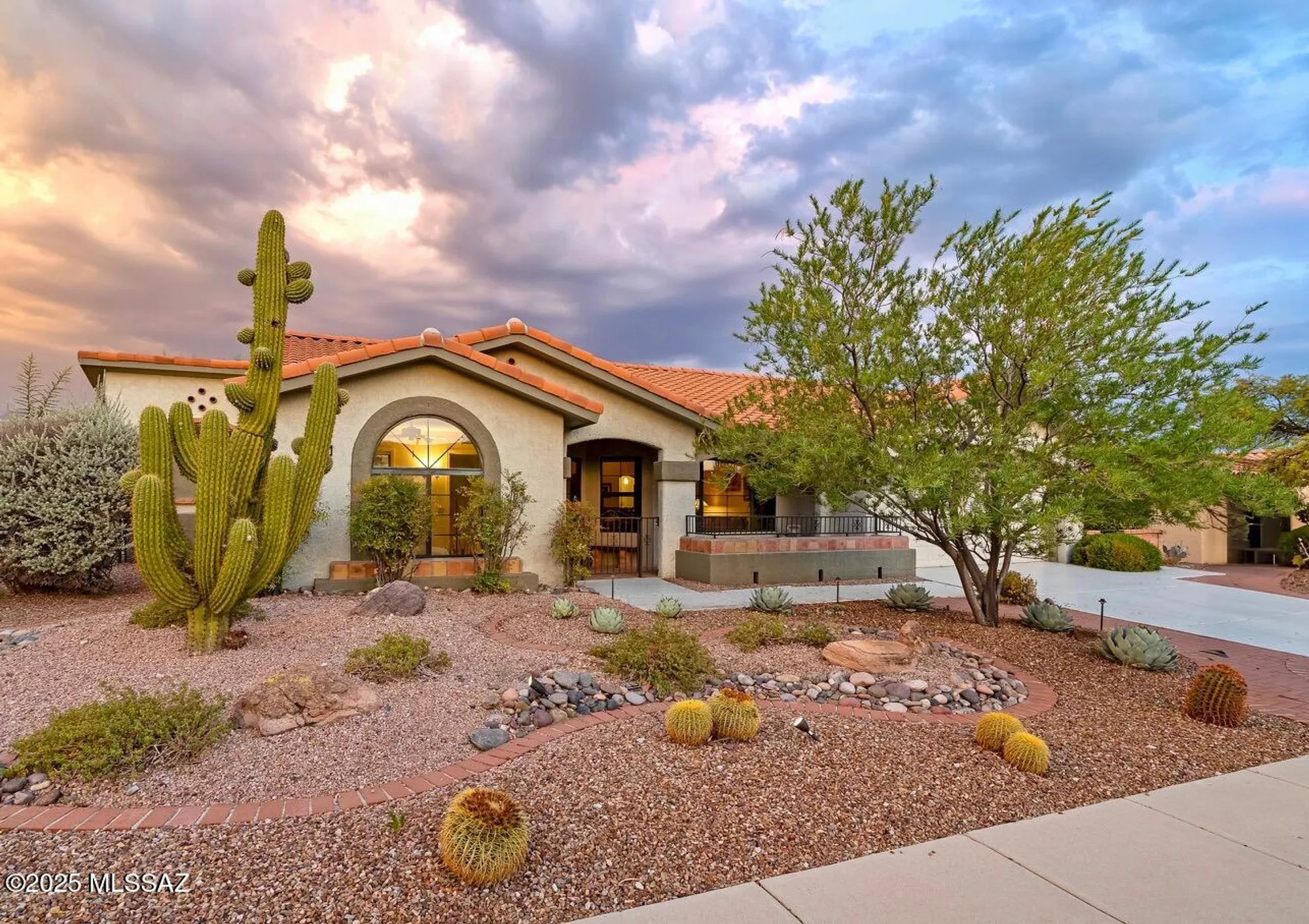 Property Slideshow image 1 of 32 | 14488 n rock springs ln, Oro Valley, AZ, 85755
