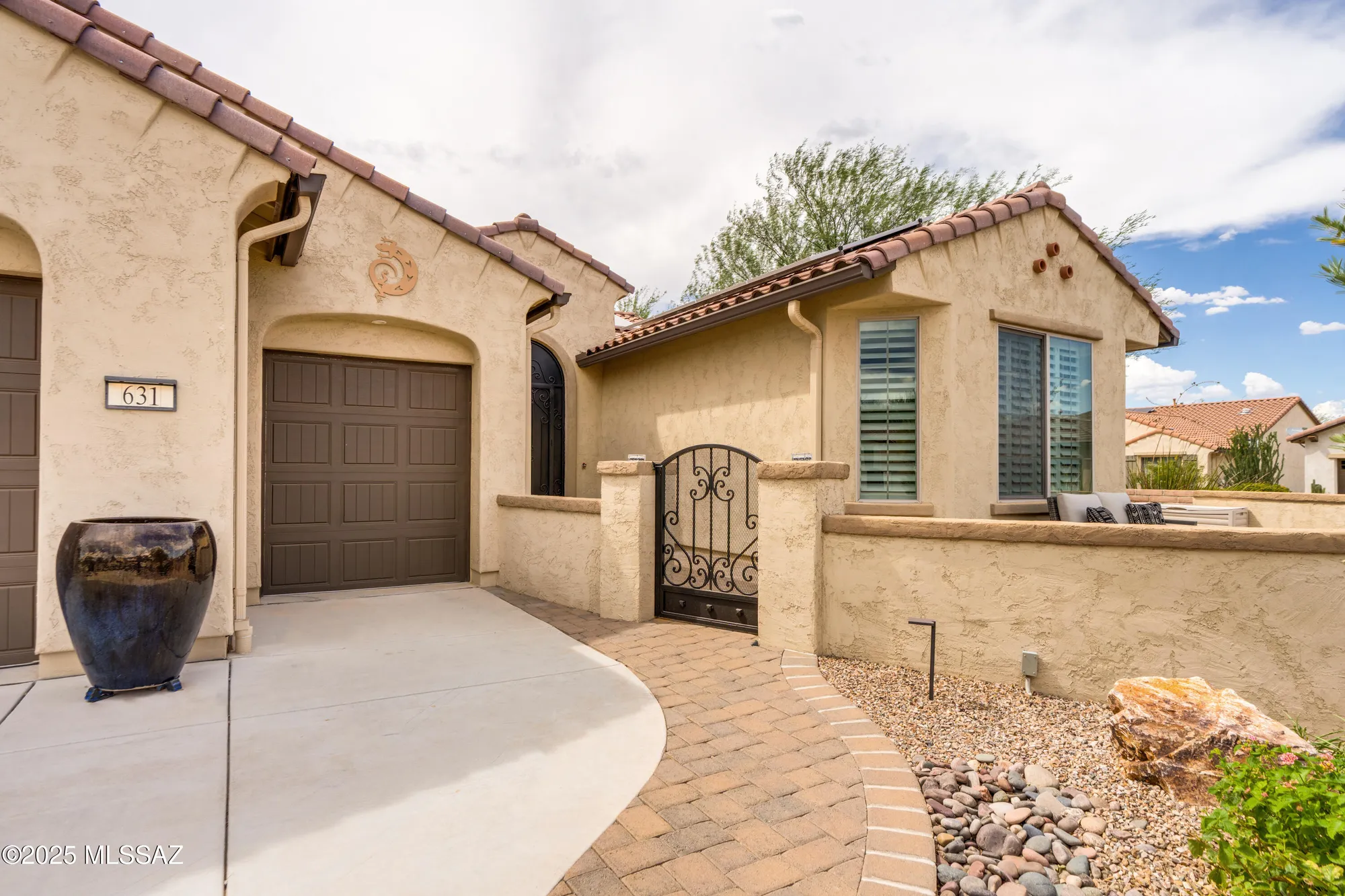 Property Slideshow image 4 of 50 | 631 n yucca butte ln, Green Valley, AZ, 85614