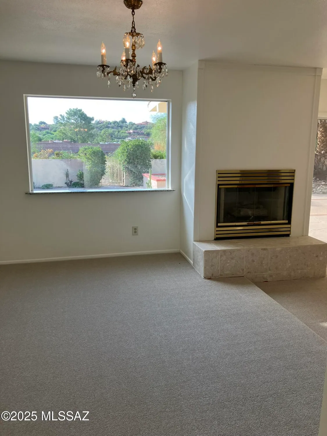 Property Slideshow image 8 of 52 | 7912 n casas cameo, Tucson, AZ, 85742