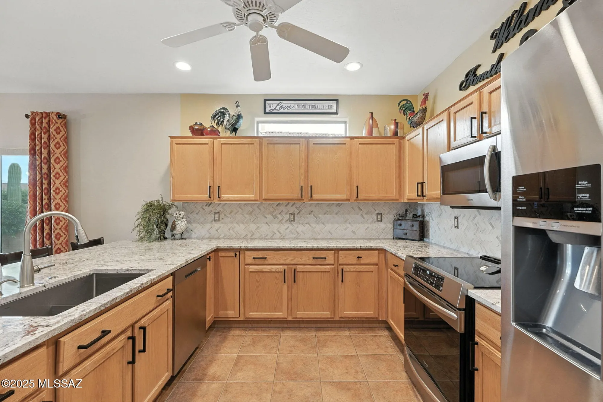 Property Slideshow image 12 of 50 | 2323 s via pompilo, Green Valley, AZ, 85614