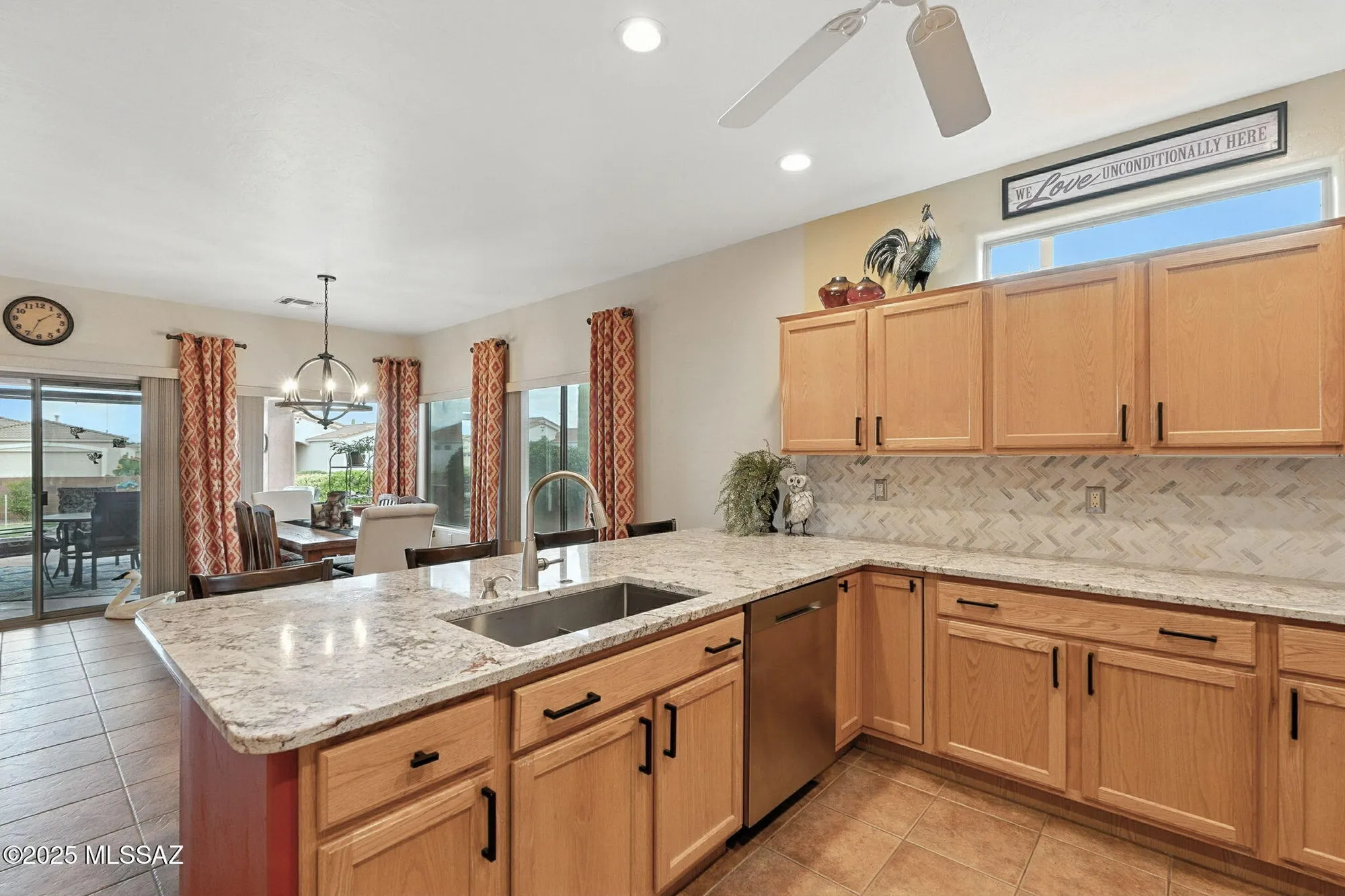 Property Slideshow image 14 of 50 | 2323 s via pompilo, Green Valley, AZ, 85614