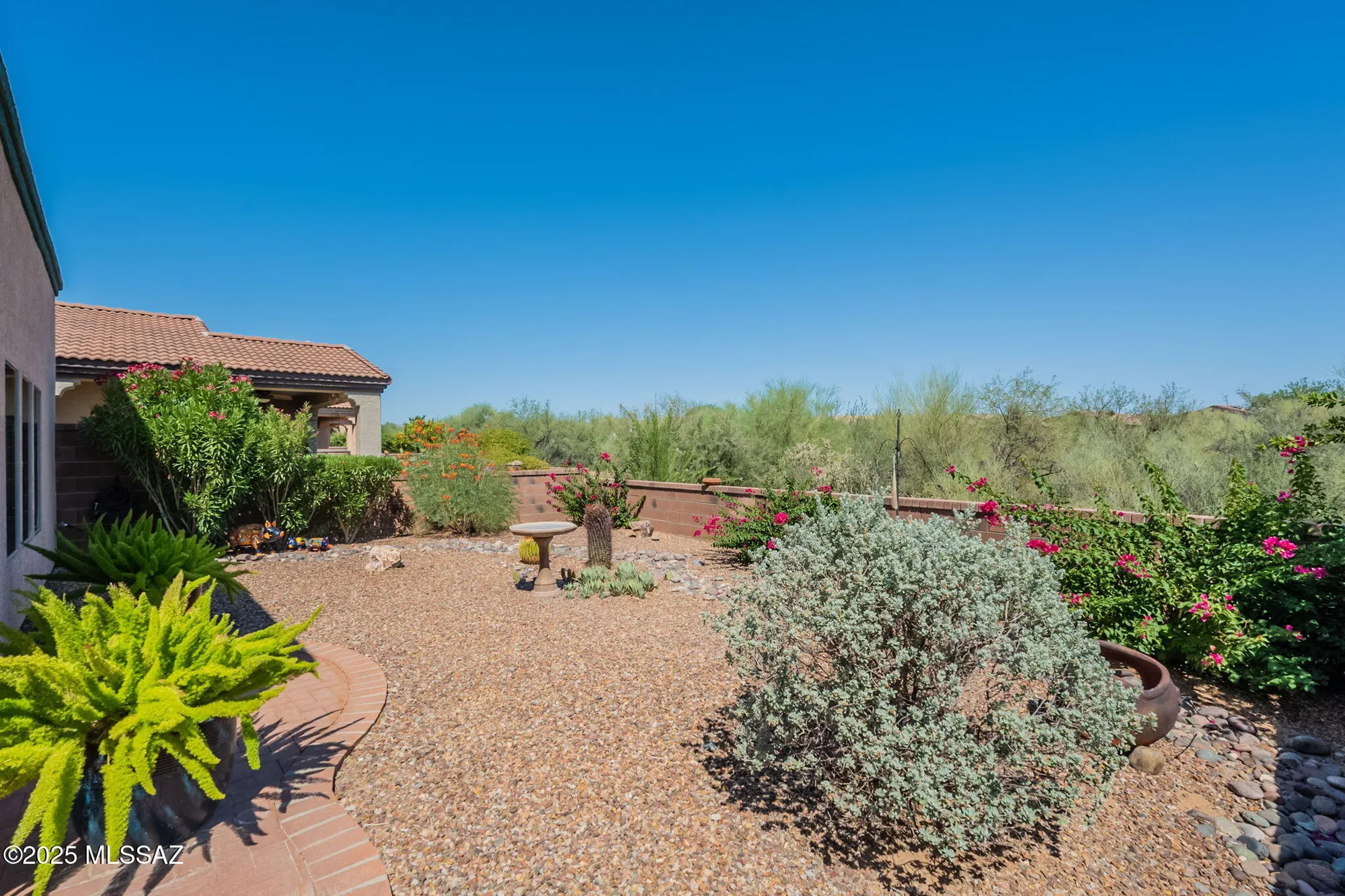 Property Slideshow image 42 of 51 | 570 w union bell dr, Green Valley, AZ, 85614