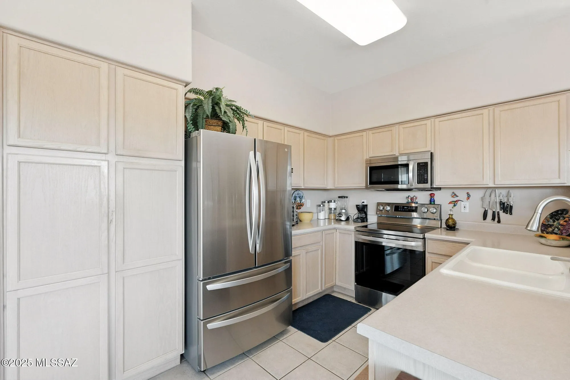 Property Slideshow image 16 of 51 | 570 w union bell dr, Green Valley, AZ, 85614