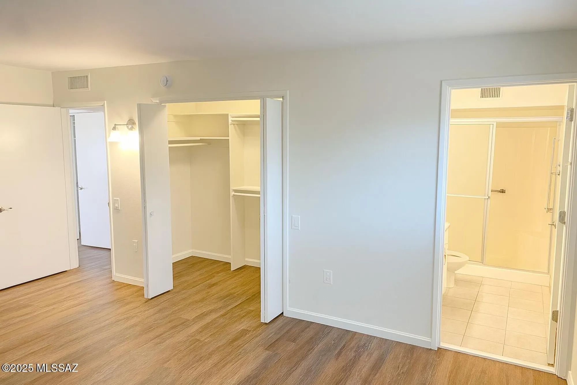 Property Slideshow image 19 of 25 | 143 e santa chalice dr, Green Valley, AZ, 85614