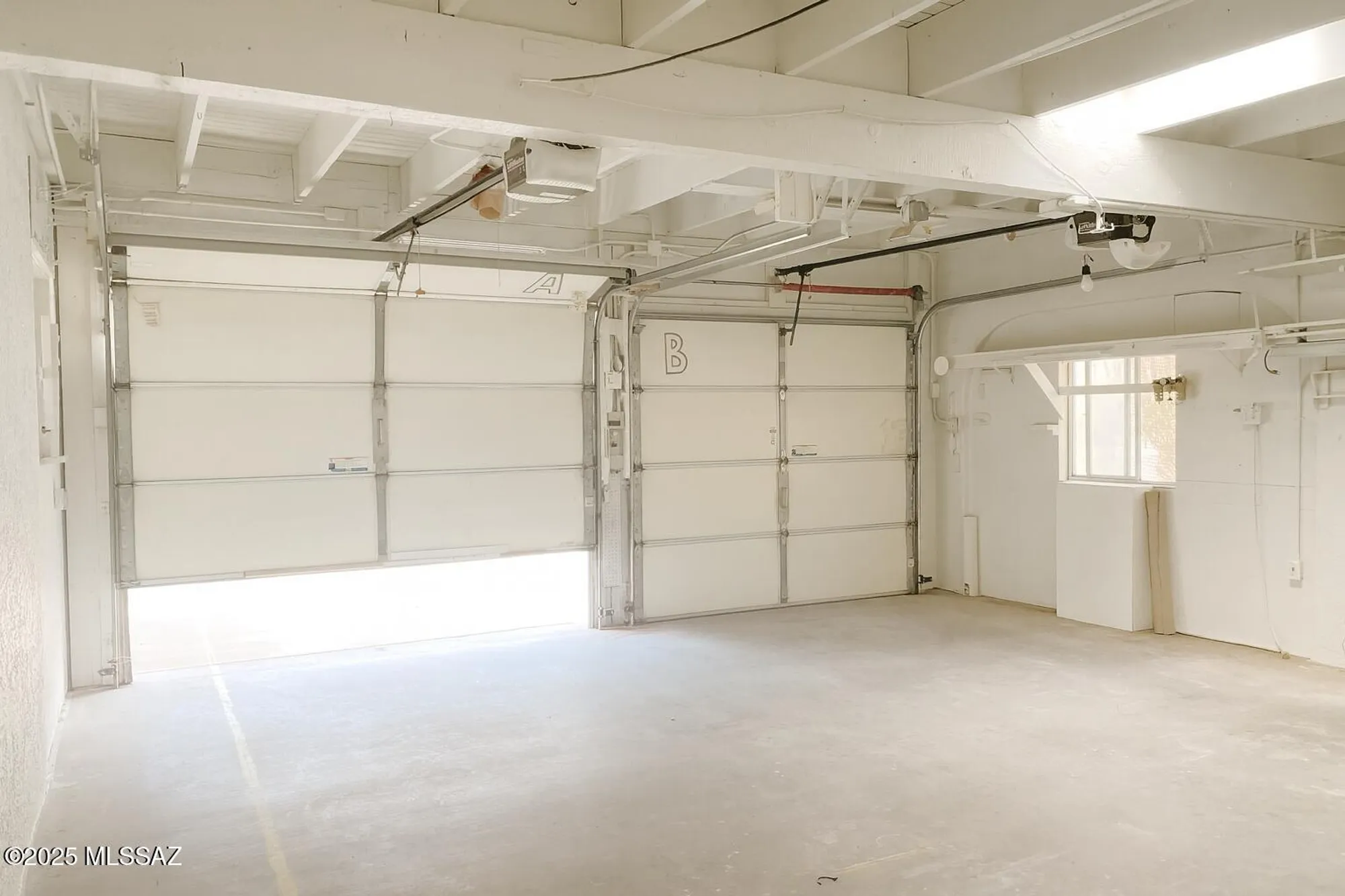 Property Slideshow image 12 of 25 | 143 e santa chalice dr, Green Valley, AZ, 85614