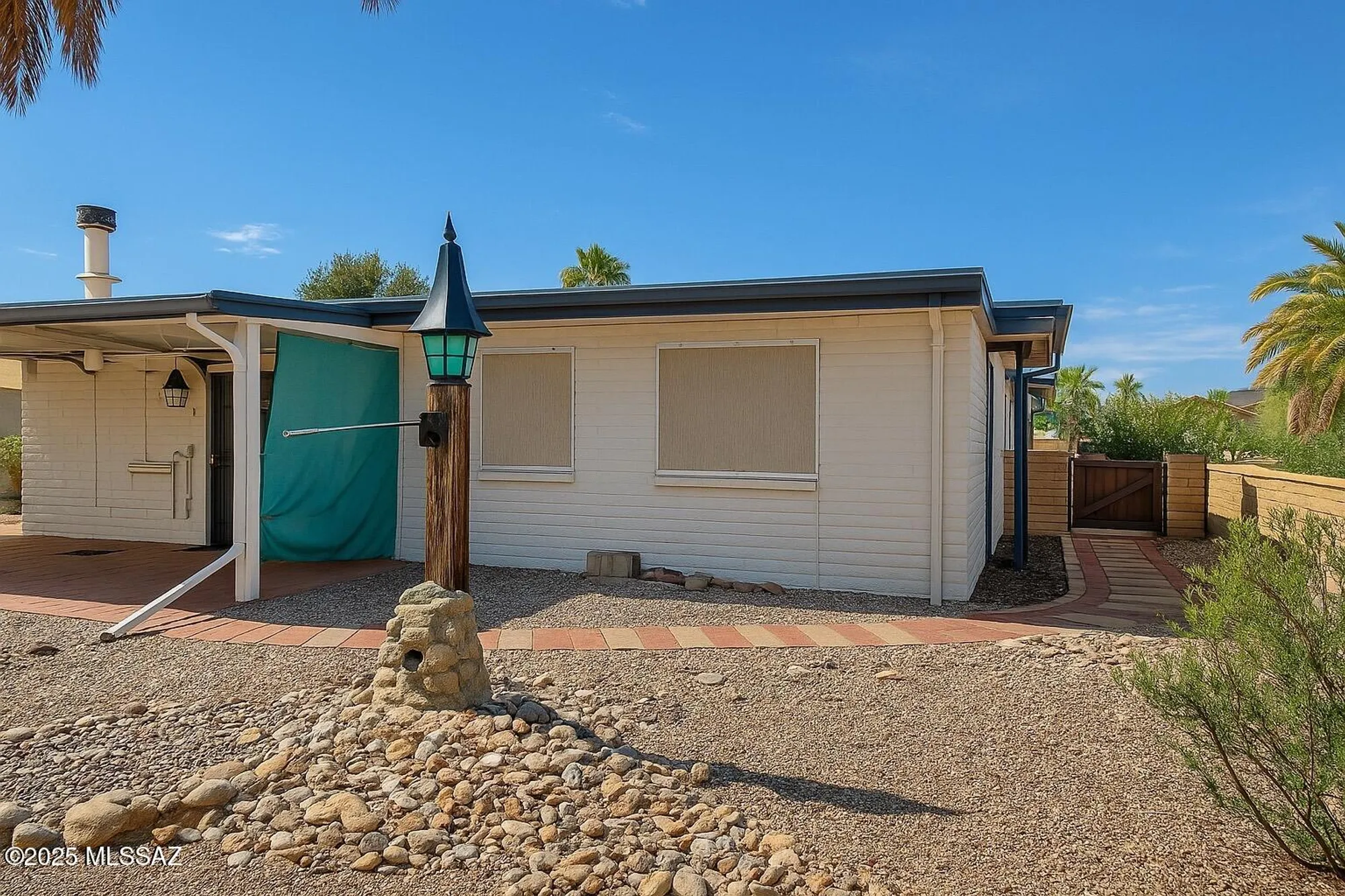 Property Slideshow image 23 of 25 | 143 e santa chalice dr, Green Valley, AZ, 85614