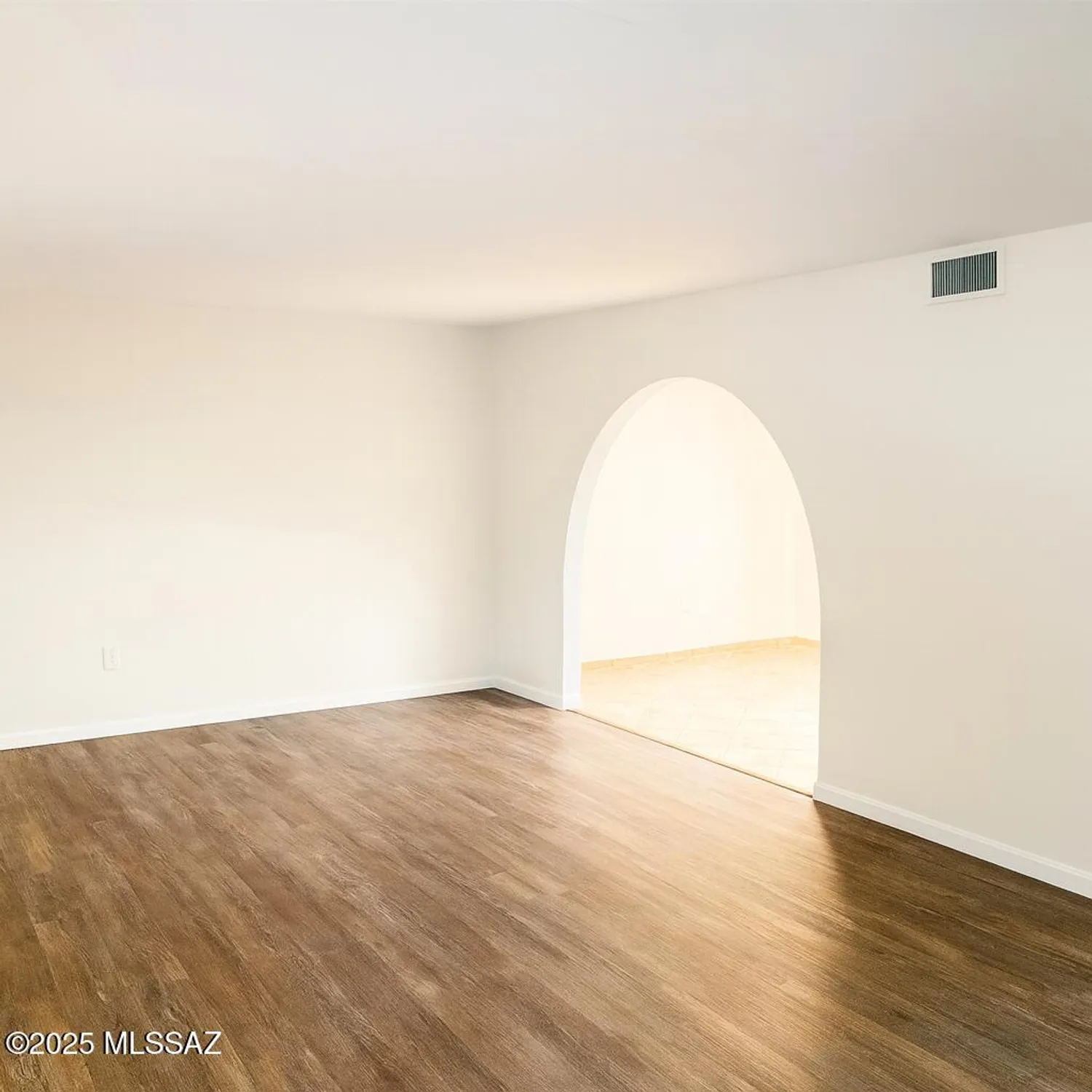 Property Slideshow image 3 of 25 | 143 e santa chalice dr, Green Valley, AZ, 85614