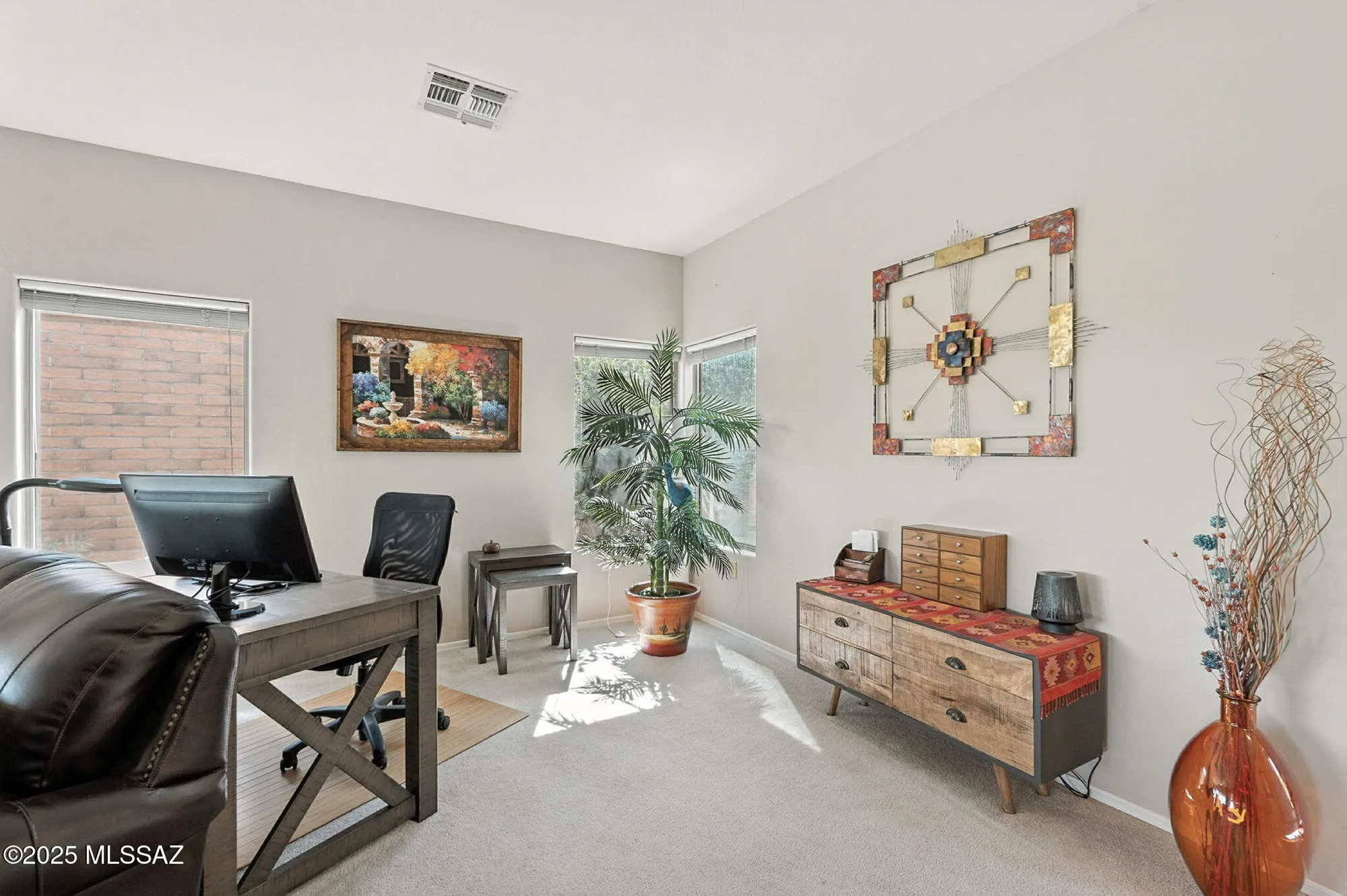 Property Slideshow image 14 of 51 | 570 w union bell dr, Green Valley, AZ, 85614