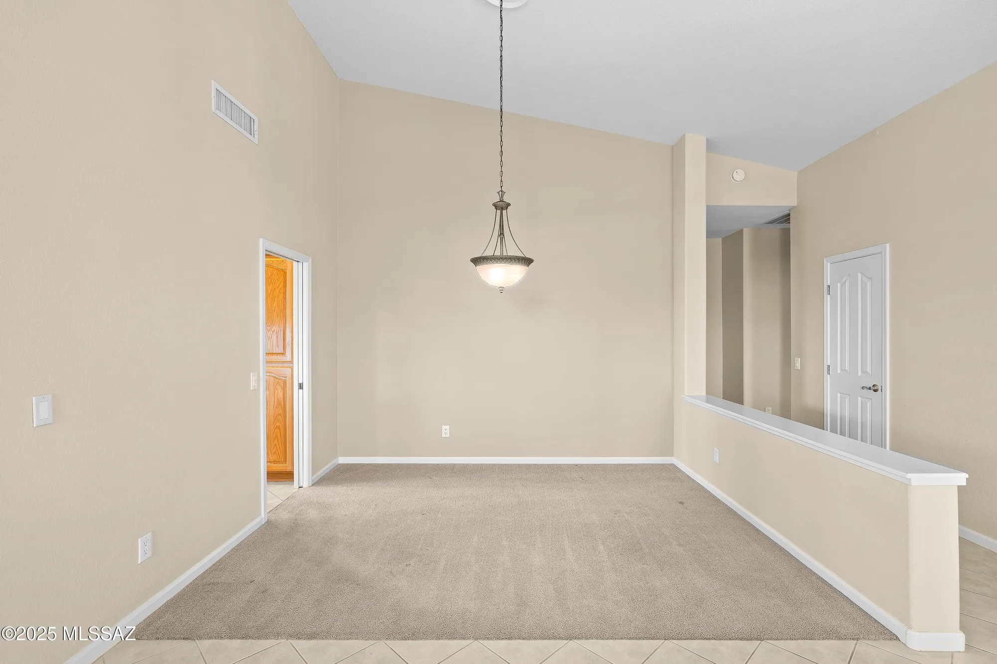 Property Slideshow image 9 of 32 | 38728 s desert bluff dr, Saddlebrooke, AZ, 85739