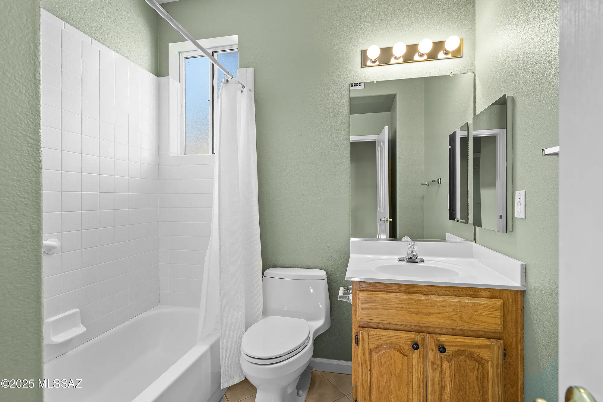 Property Slideshow image 22 of 32 | 38728 s desert bluff dr, Saddlebrooke, AZ, 85739