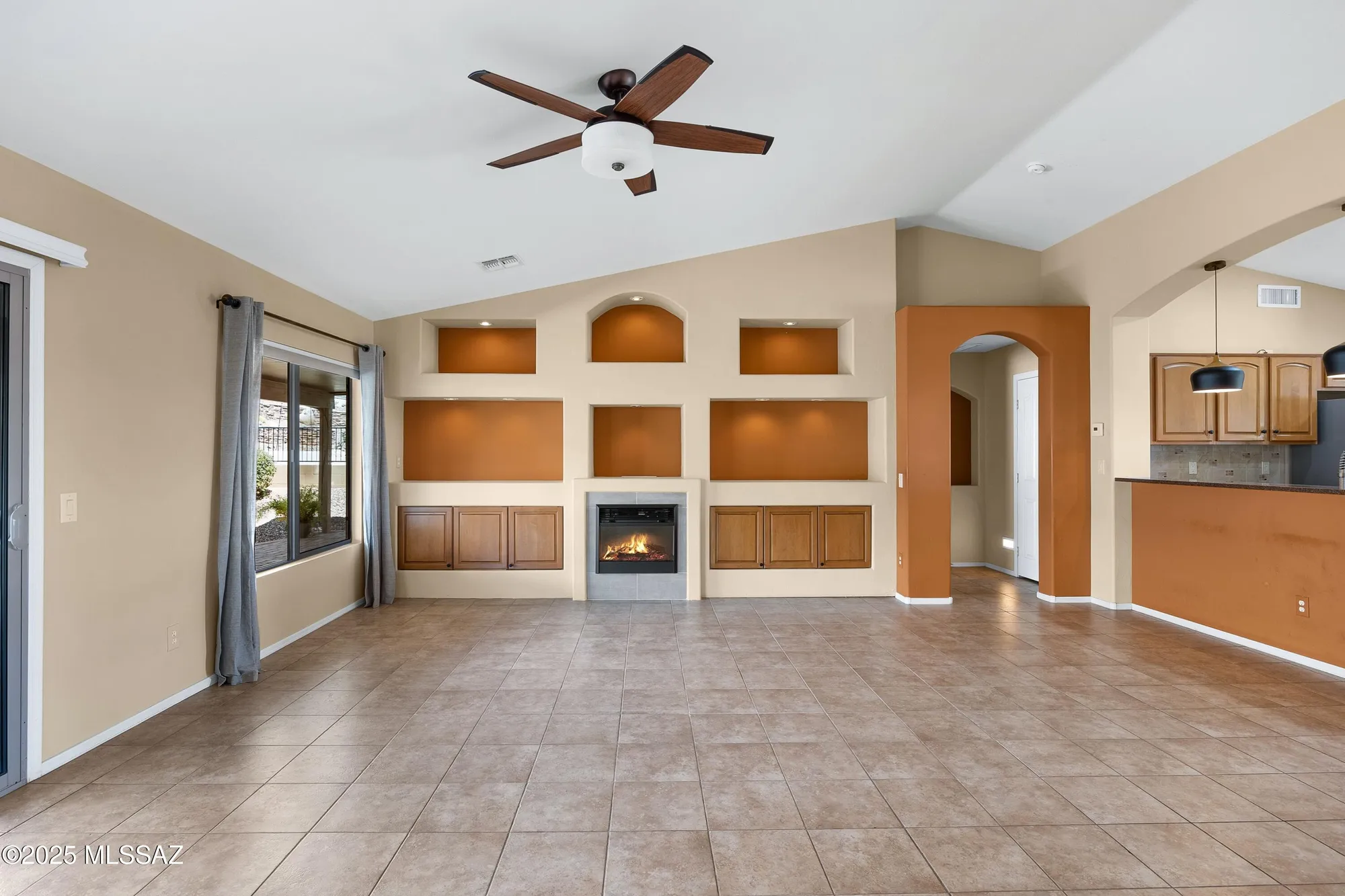 Property Slideshow image 13 of 50 | 37234 s vista park dr, Tucson, AZ, 85739