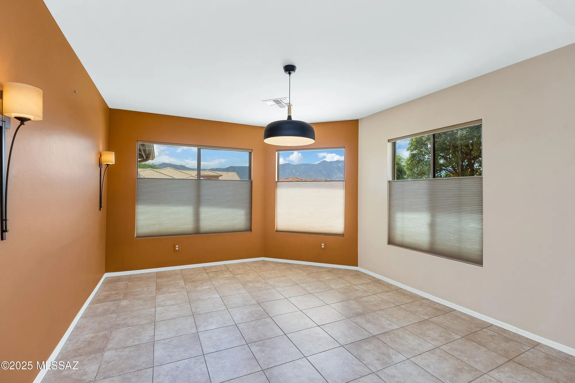Property Slideshow image 17 of 50 | 37234 s vista park dr, Tucson, AZ, 85739