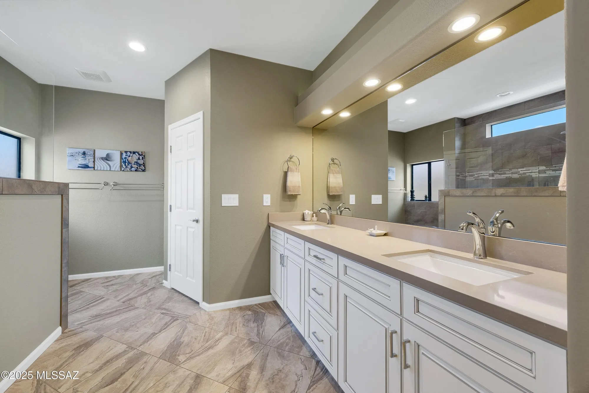 Property Slideshow image 19 of 50 | 65837 e rocky trail dr, Tucson, AZ, 85739