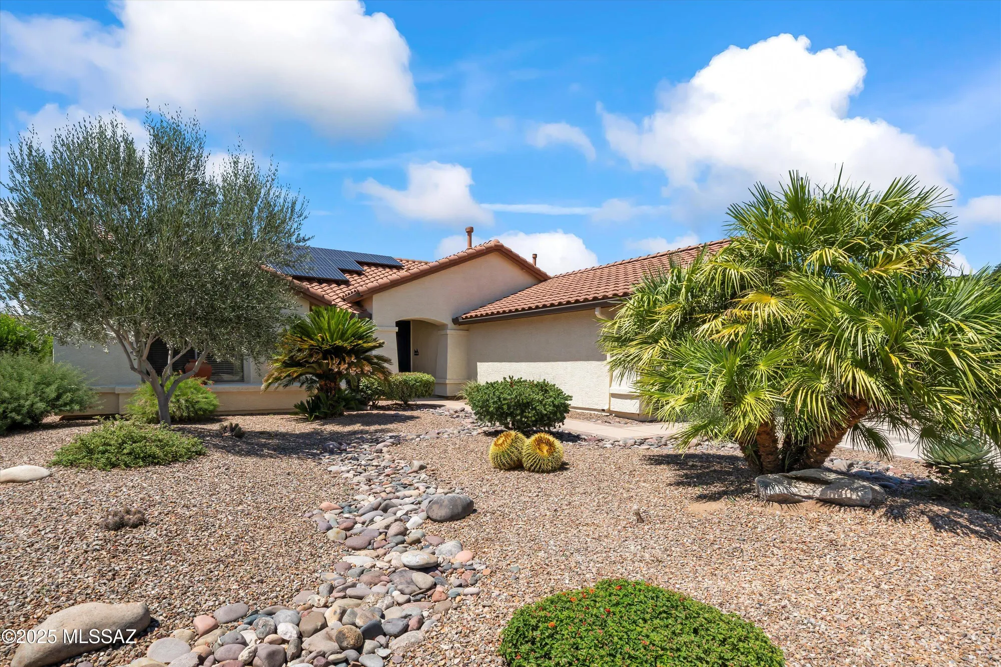 Property Slideshow image 5 of 50 | 1451 n old adobe dr, Green Valley, AZ, 85614