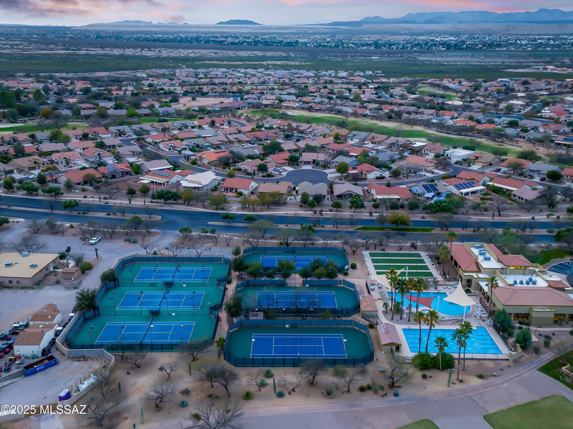 Property Slideshow image 43 of 50 | 1451 n old adobe dr, Green Valley, AZ, 85614