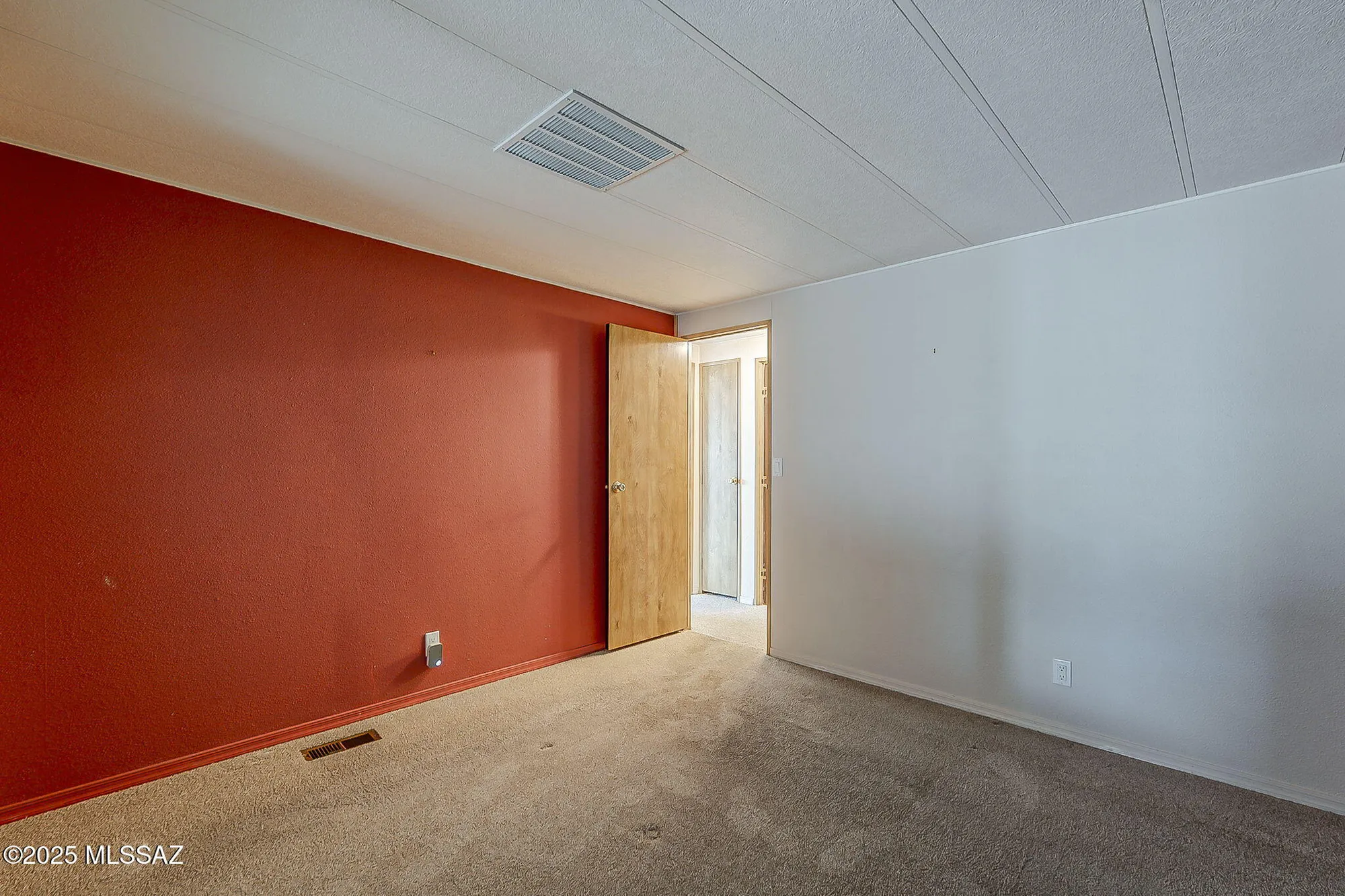 Property Slideshow image 12 of 39 | 100 w pinon dr, Green Valley, AZ, 85614