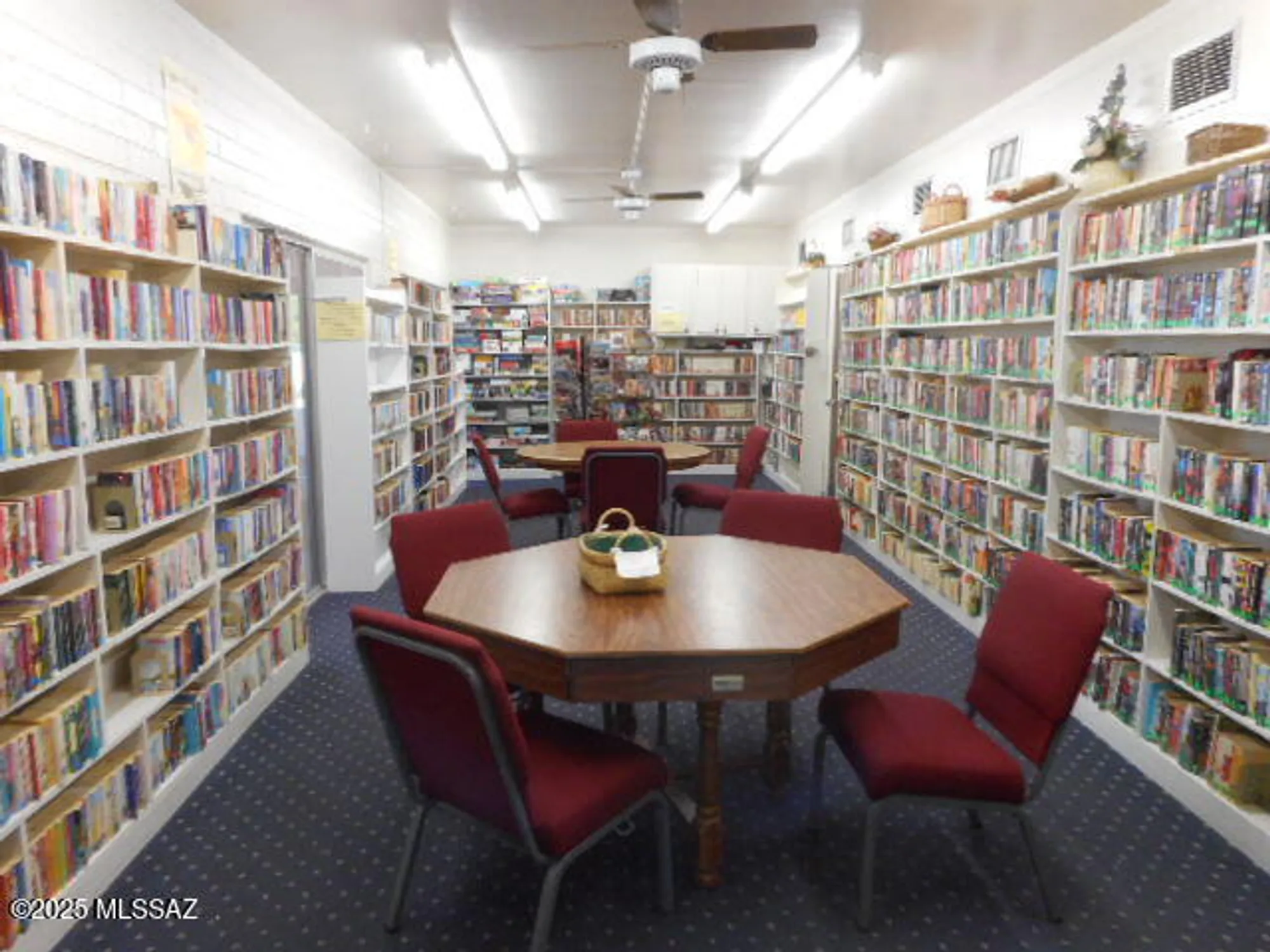 Property Slideshow image 36 of 39 | 100 w pinon dr, Green Valley, AZ, 85614