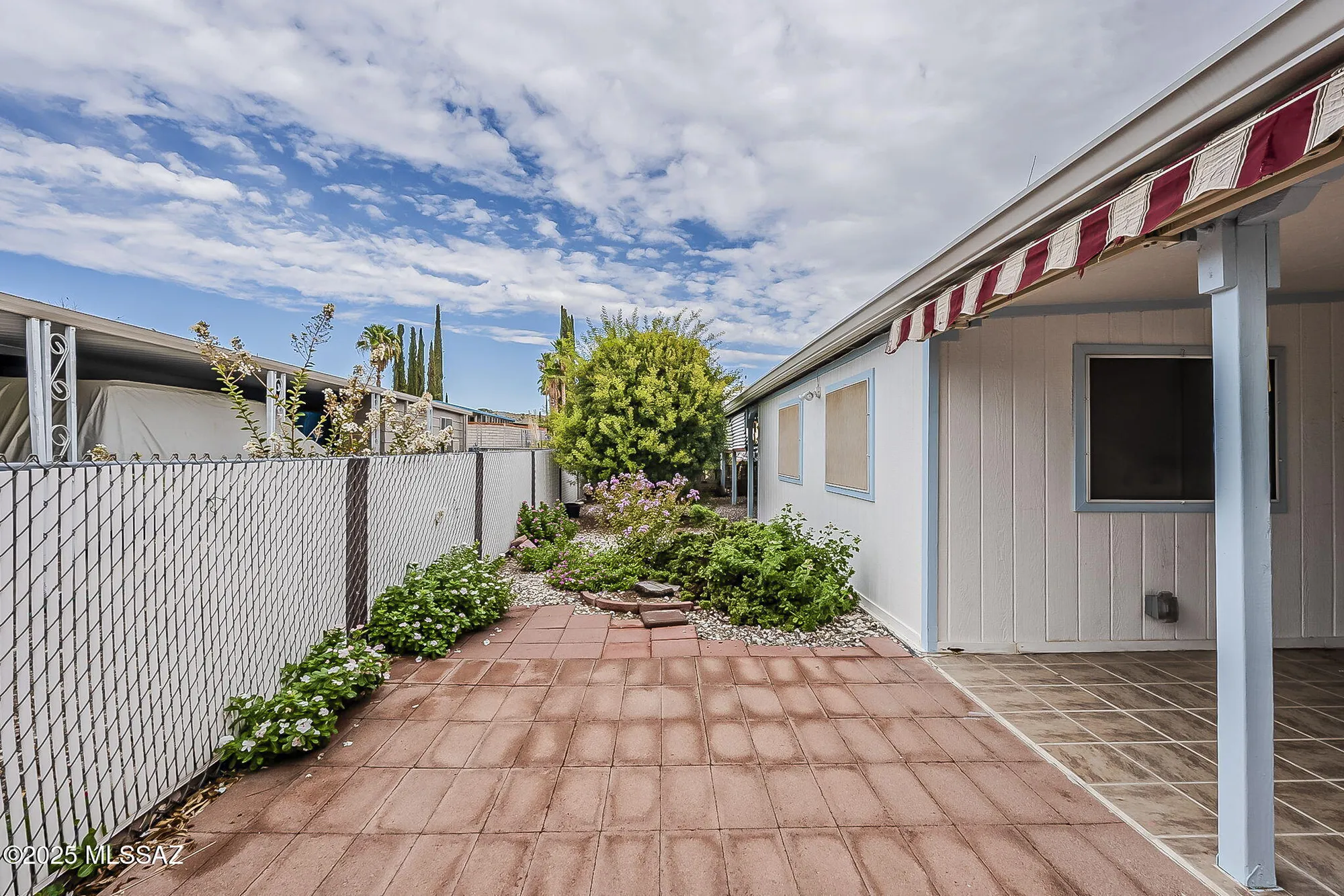 Property Slideshow image 26 of 39 | 100 w pinon dr, Green Valley, AZ, 85614