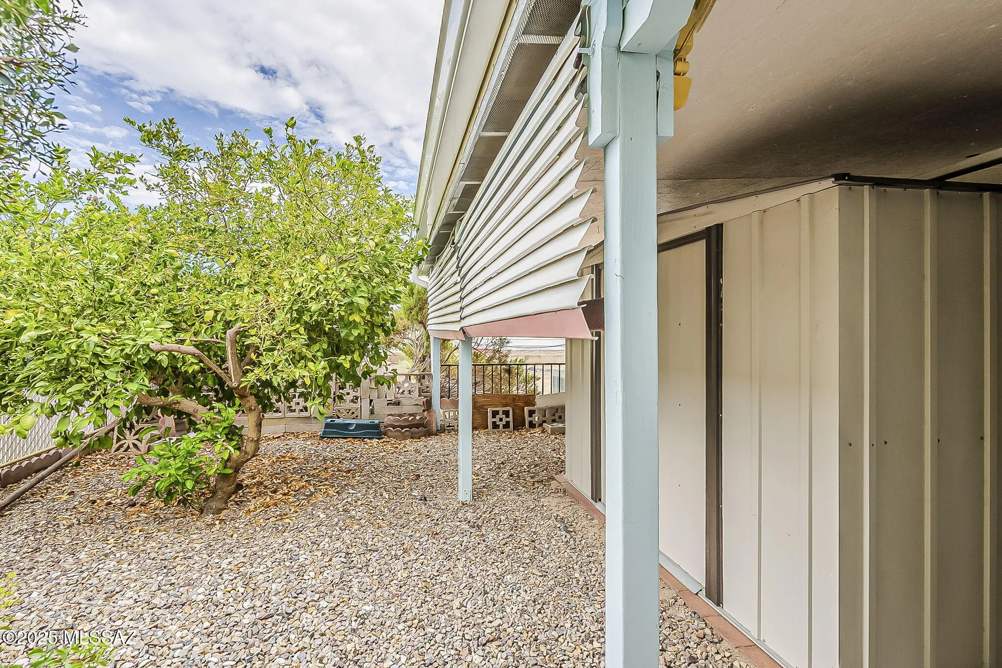 Property Slideshow image 25 of 39 | 100 w pinon dr, Green Valley, AZ, 85614