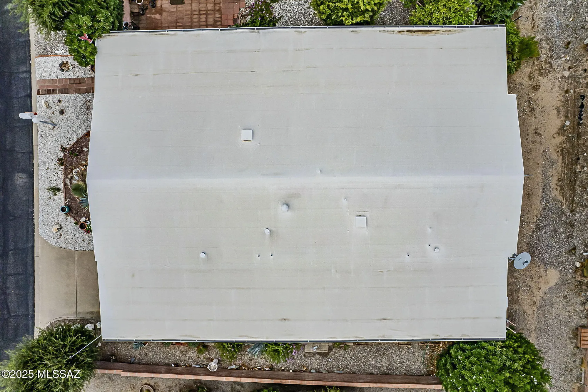 Property Slideshow image 29 of 39 | 100 w pinon dr, Green Valley, AZ, 85614