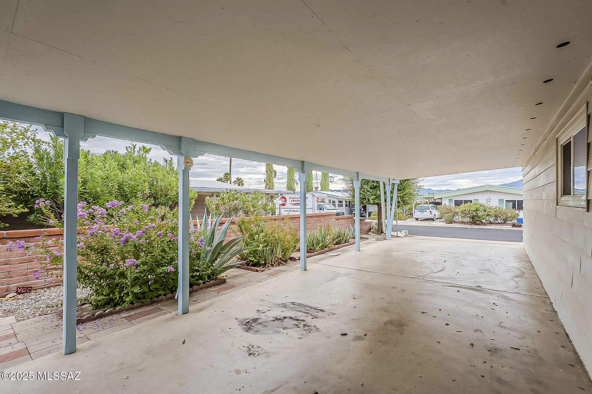 Property Slideshow image 24 of 39 | 100 w pinon dr, Green Valley, AZ, 85614