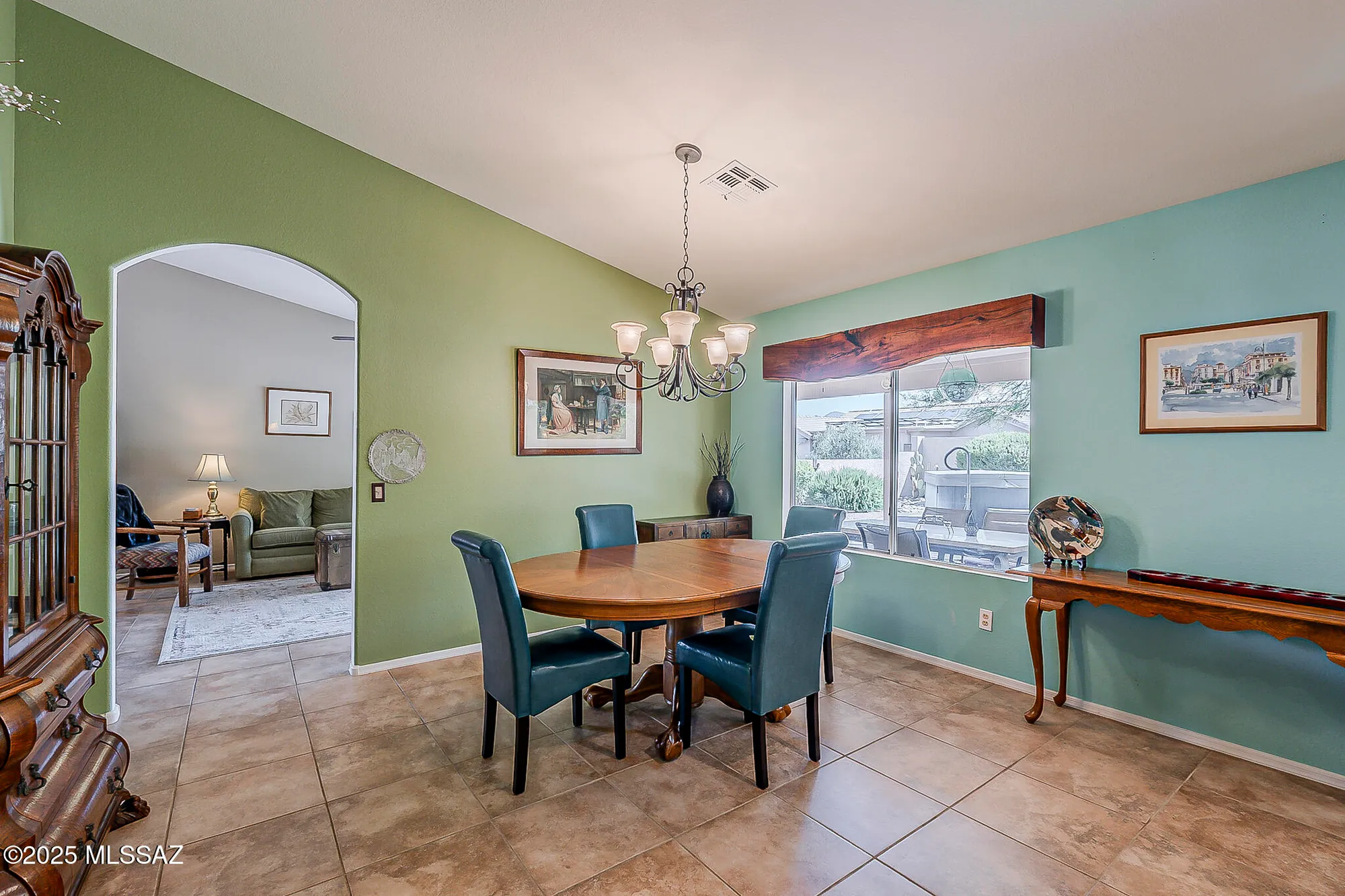 Property Slideshow image 10 of 50 | 38180 s birdie dr, Tucson, AZ, 85739