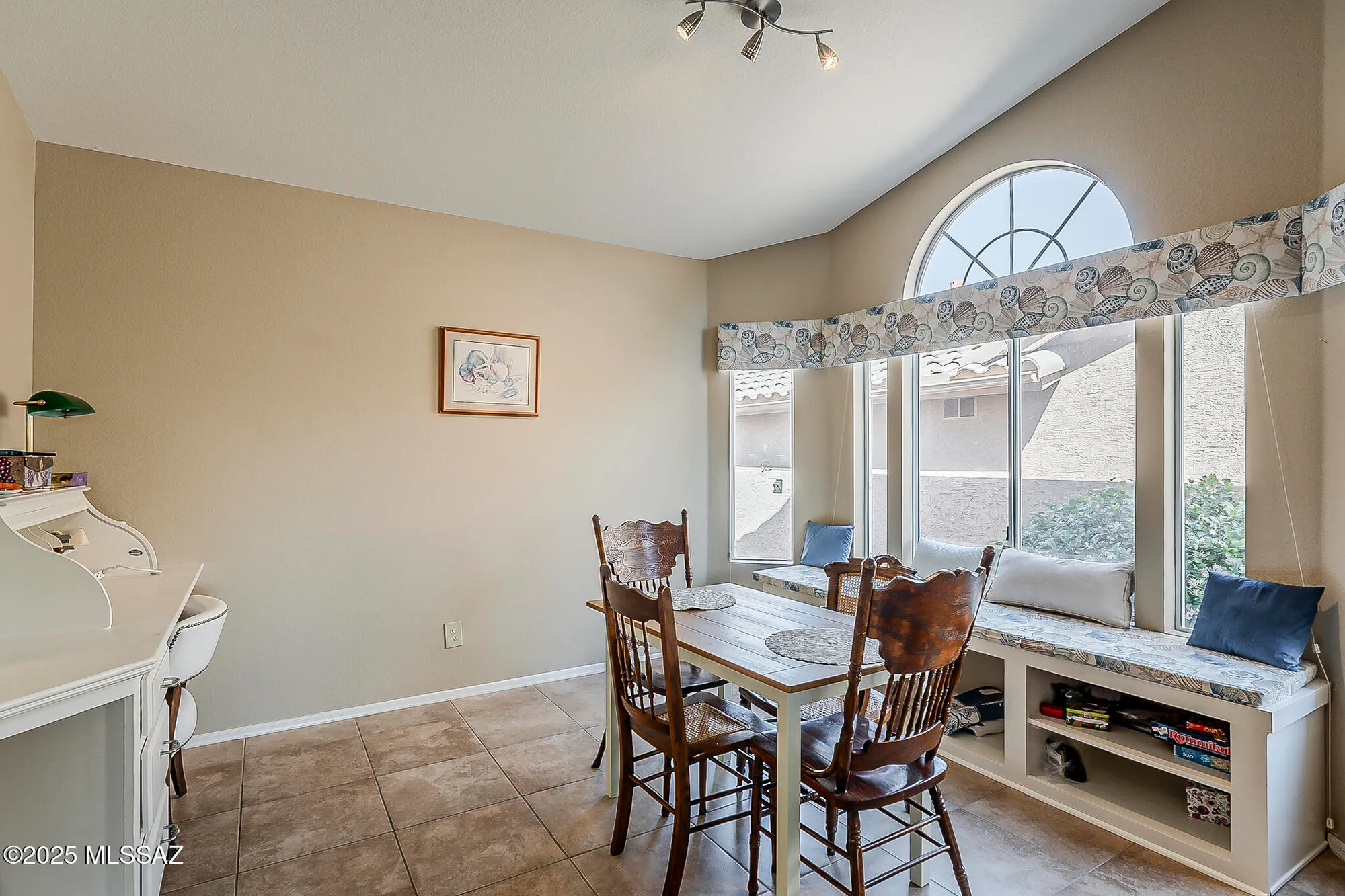 Property Slideshow image 17 of 50 | 38180 s birdie dr, Tucson, AZ, 85739