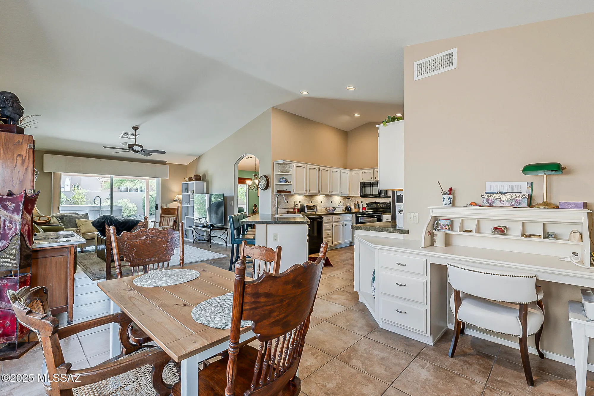 Property Slideshow image 19 of 50 | 38180 s birdie dr, Tucson, AZ, 85739