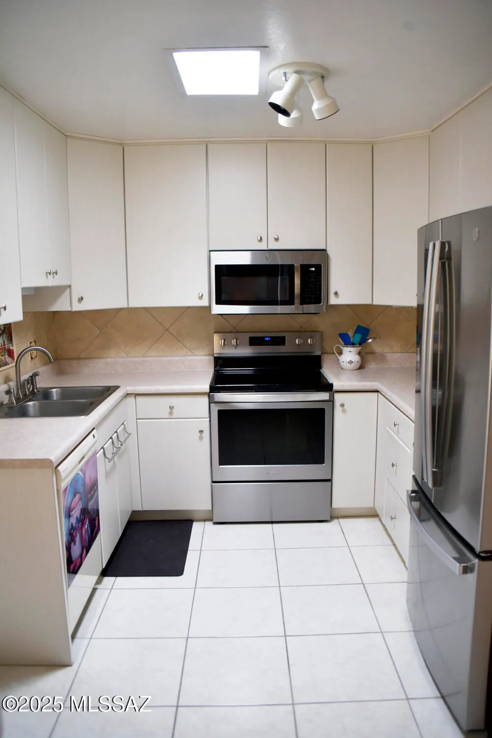 Property Slideshow image 11 of 25 | 444 w san ignacio, Green Valley, AZ, 85614