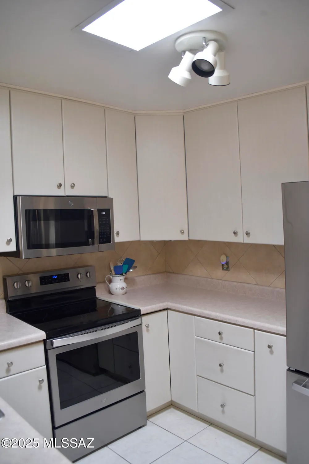 Property Slideshow image 10 of 25 | 444 w san ignacio, Green Valley, AZ, 85614