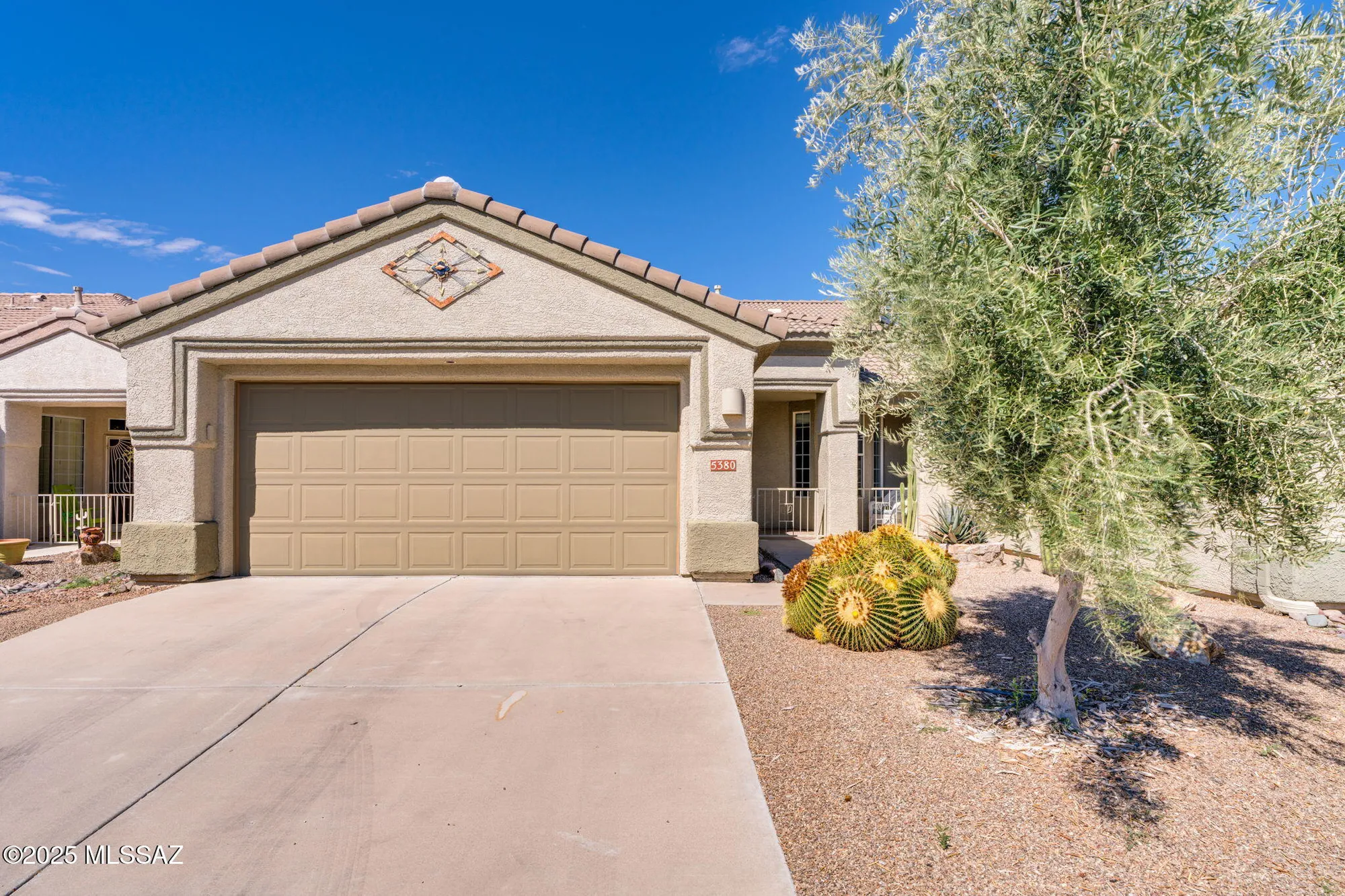 Property Slideshow image 1 of 33 | 5380 w tearblanket pl, Marana, AZ, 85658