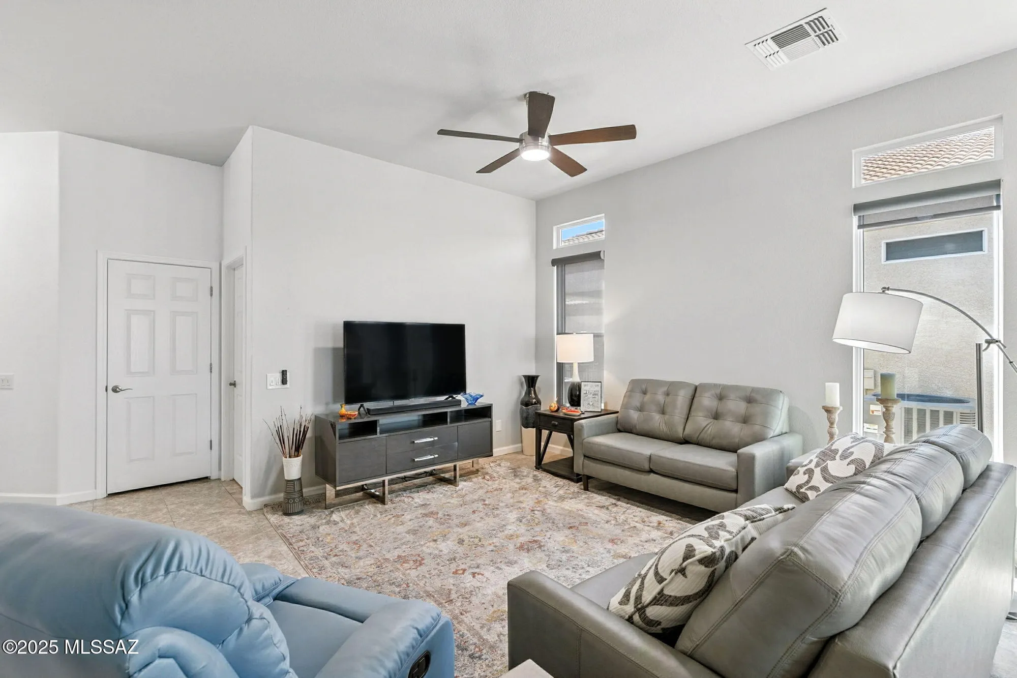 Property Slideshow image 5 of 33 | 5380 w tearblanket pl, Marana, AZ, 85658